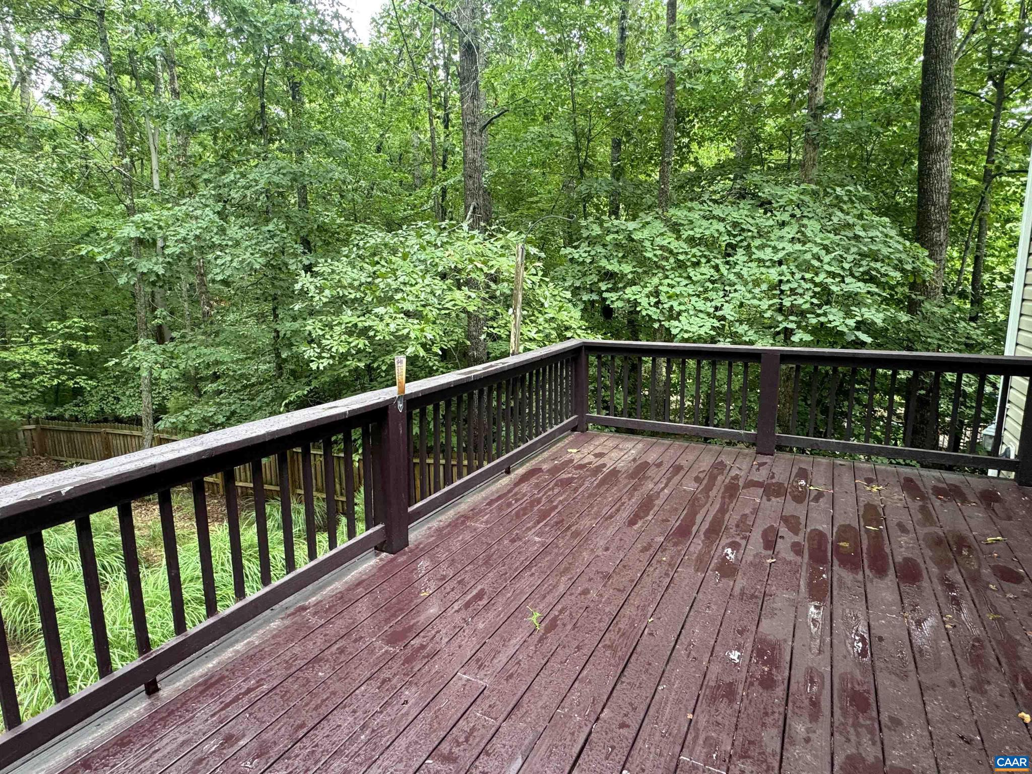 LAKE MONTICELLO - Residential