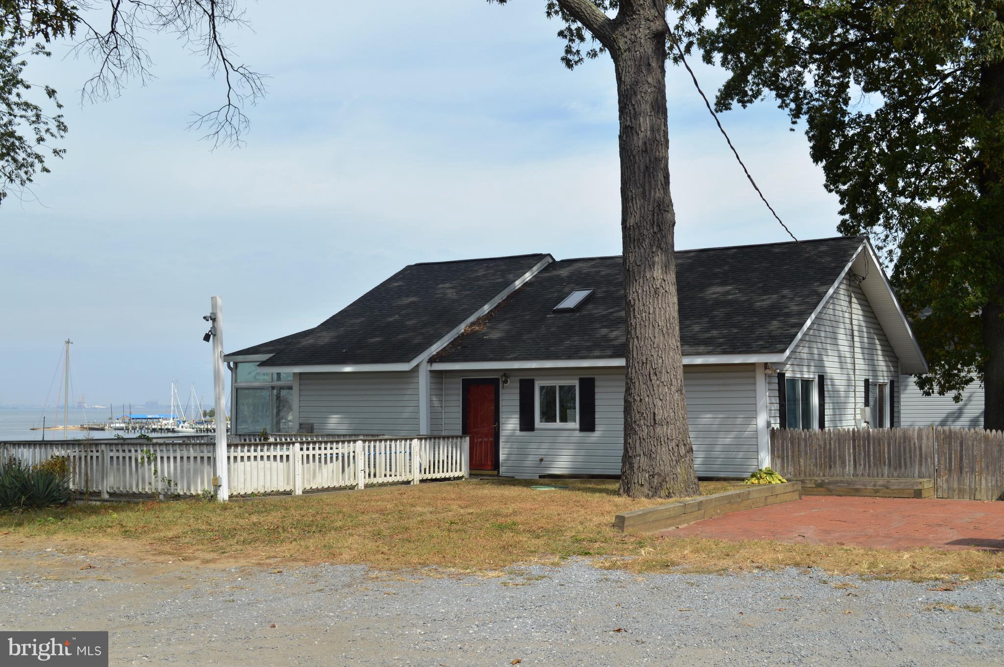 This is a Fannie Mae Homepath Property.  Waterview home in Woodland Beach.  This open floorplan offers three bedrooms and extensive waterviews from the living room and master.  Quiet community with 5 MPH speed limit.  Enclosed front porch overlooks the water with side decking.  This is not waterfront.  This is non-riparian waterview.  Community has great water access and private pier/dock.