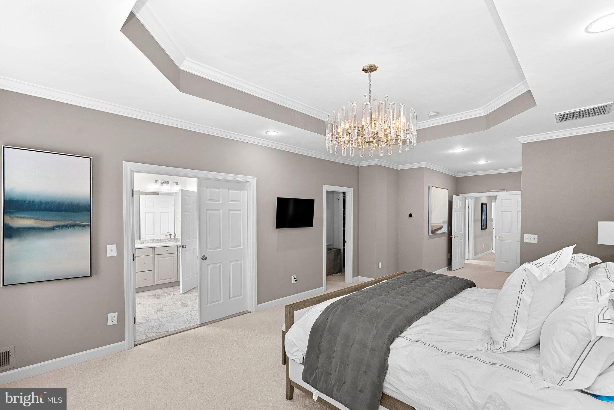 RIVER CREEK - Residential