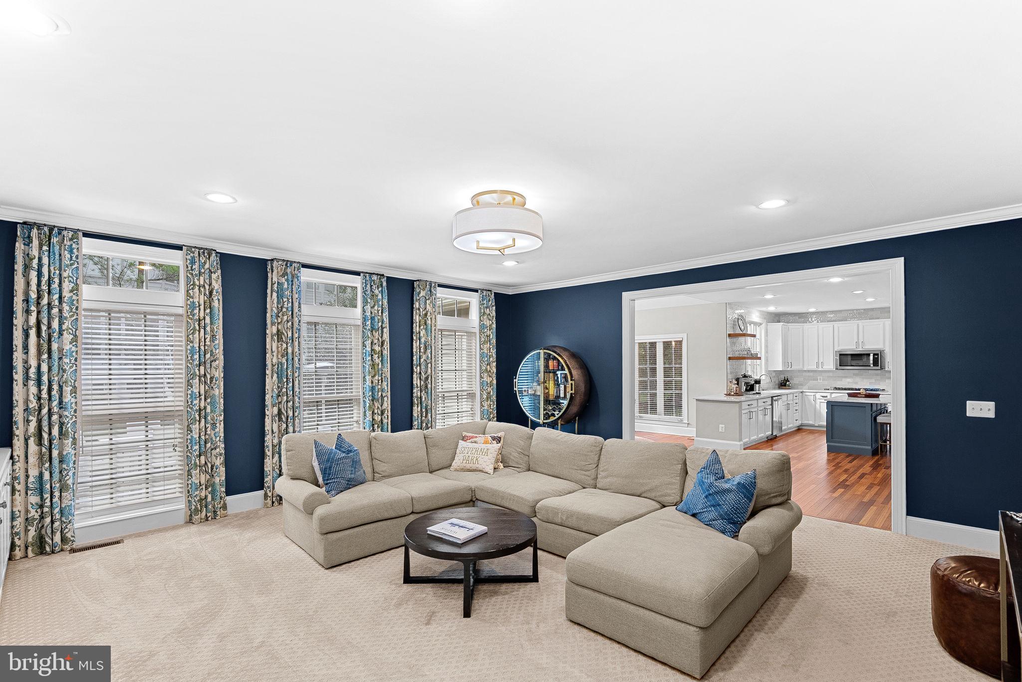 RIVER CREEK - Residential
