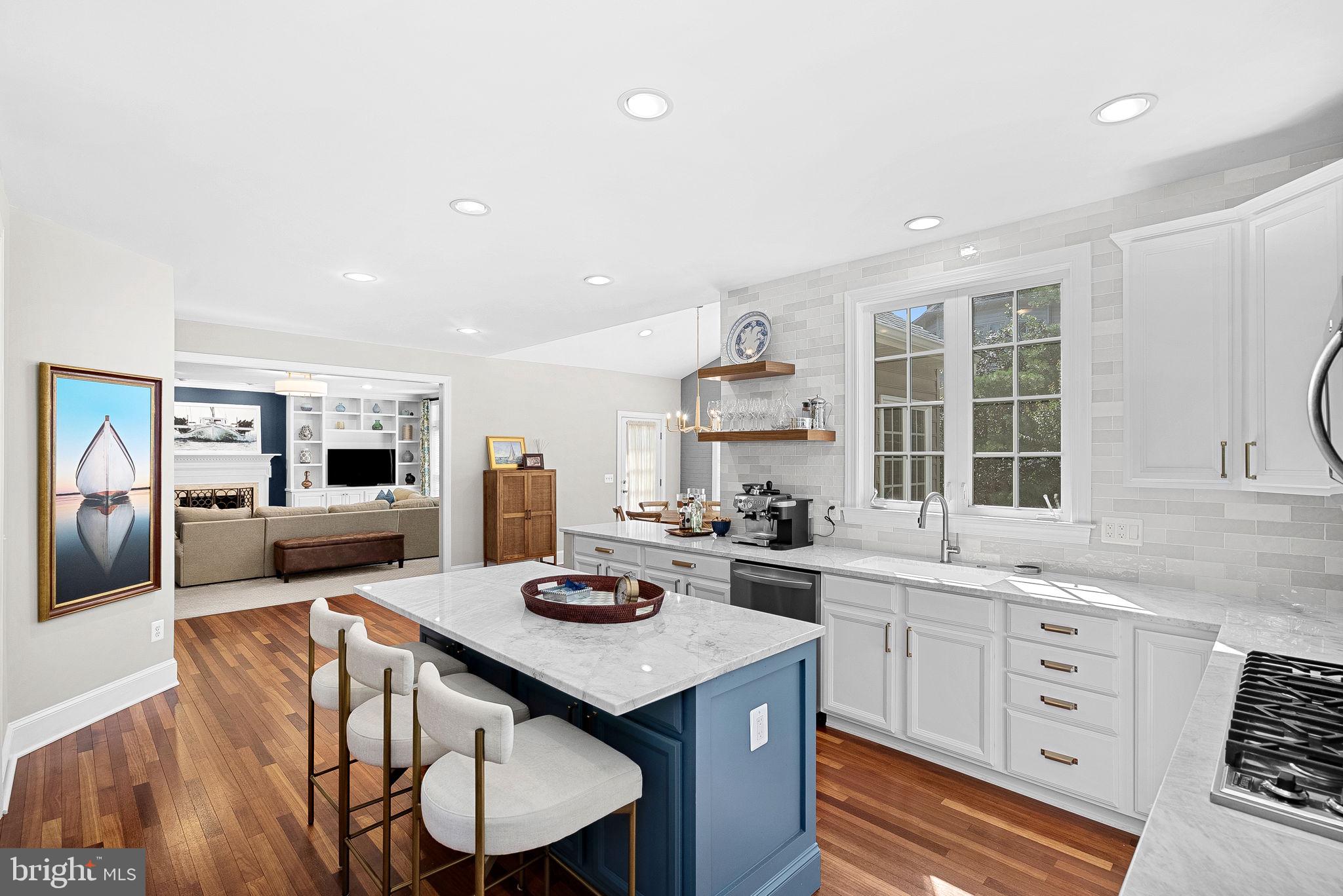 RIVER CREEK - Residential