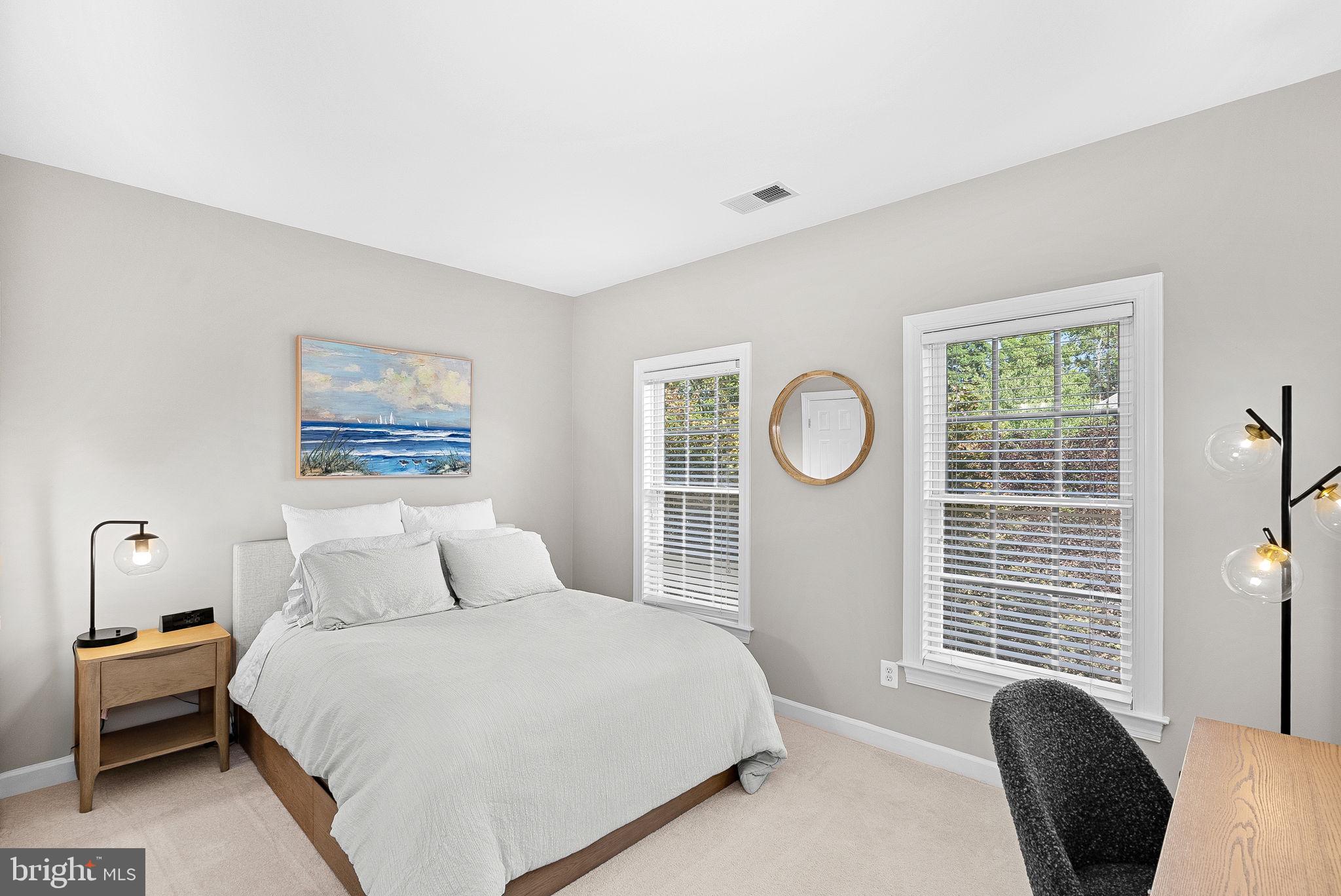 RIVER CREEK - Residential