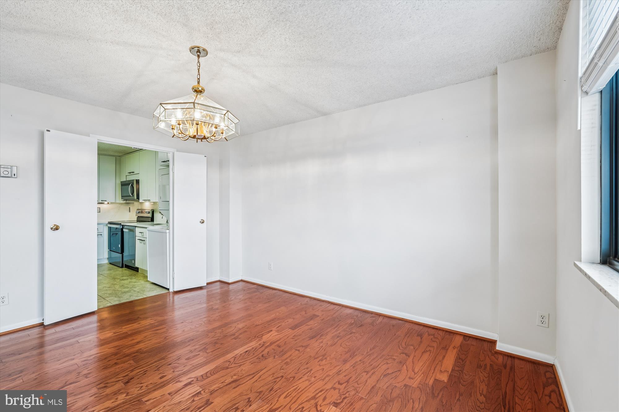 WESTLAKE TERRACE - Residential