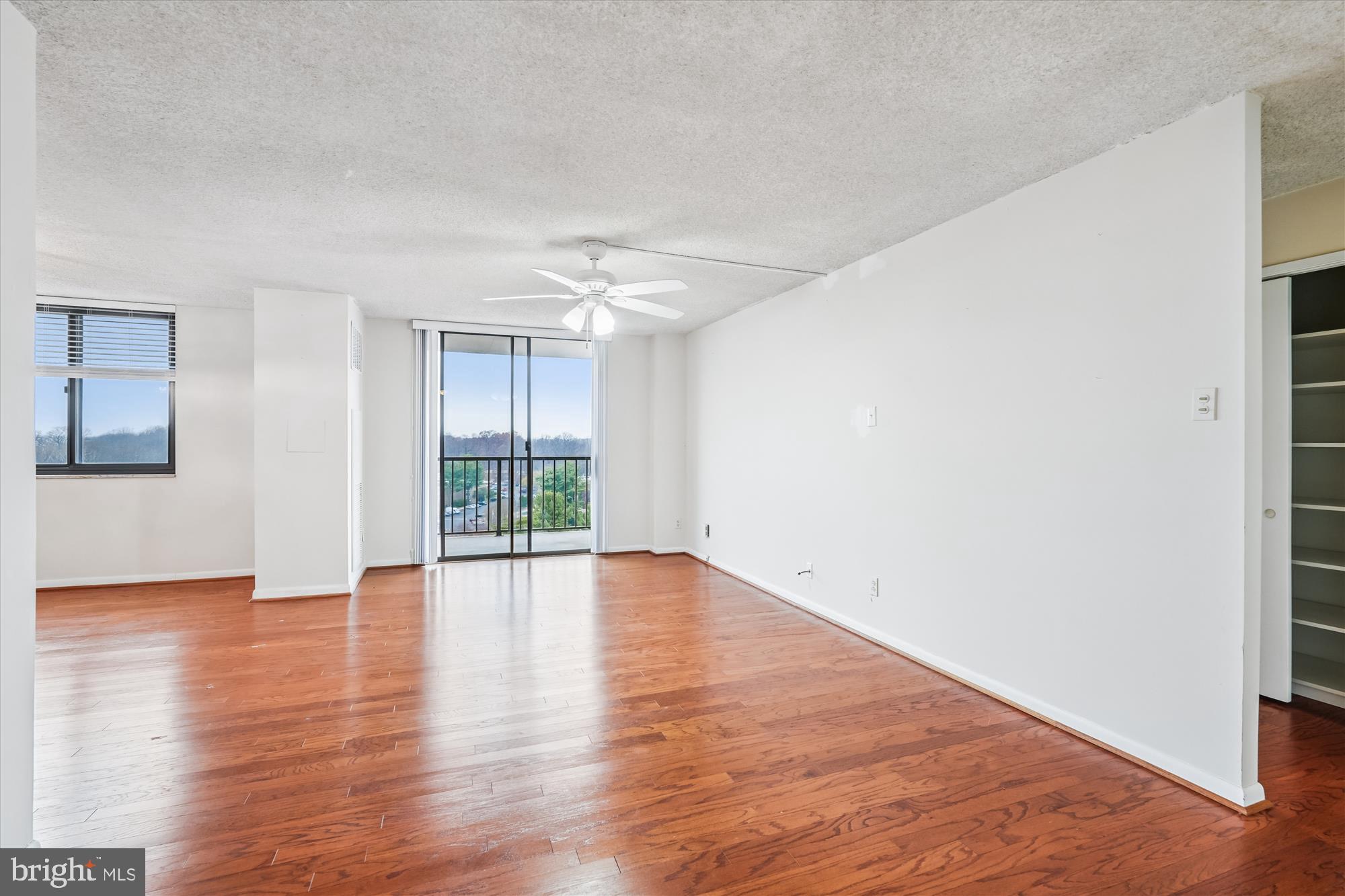 WESTLAKE TERRACE - Residential