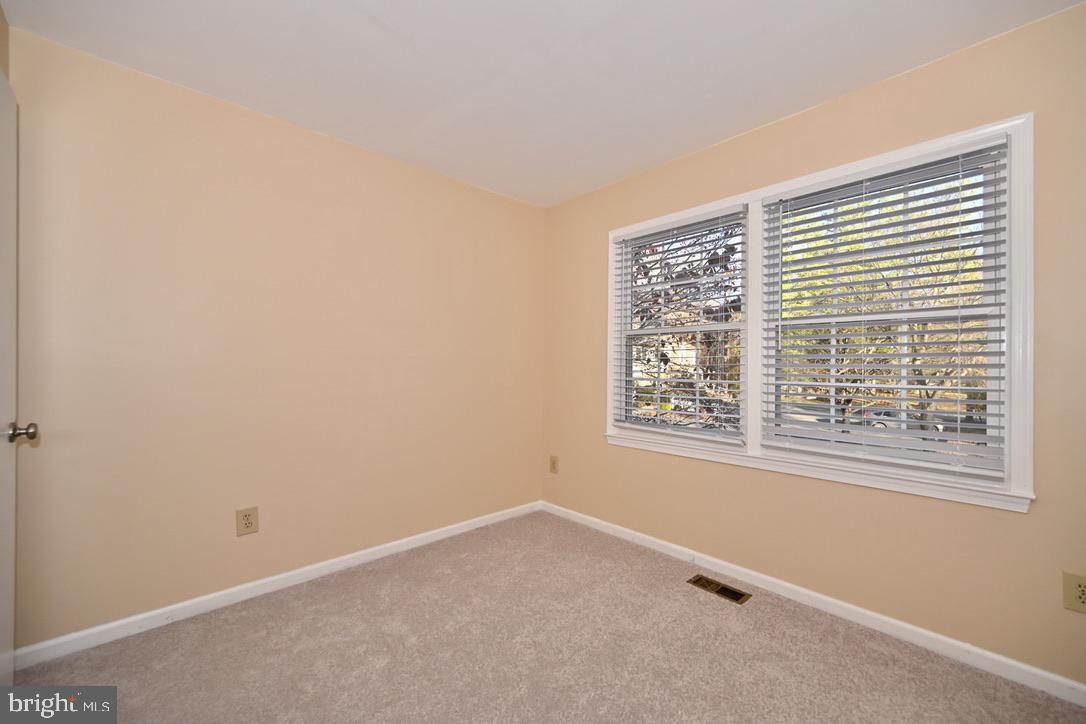 DUFIEF - Residential Lease