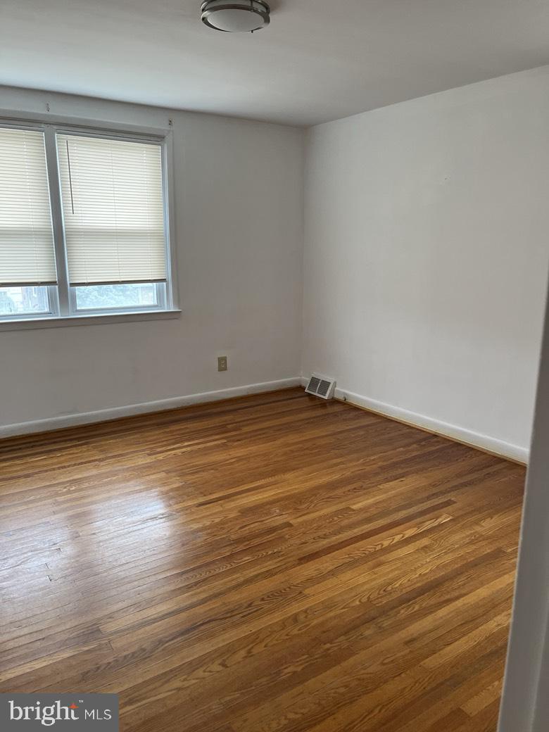 RHAWNHURST - Residential Lease