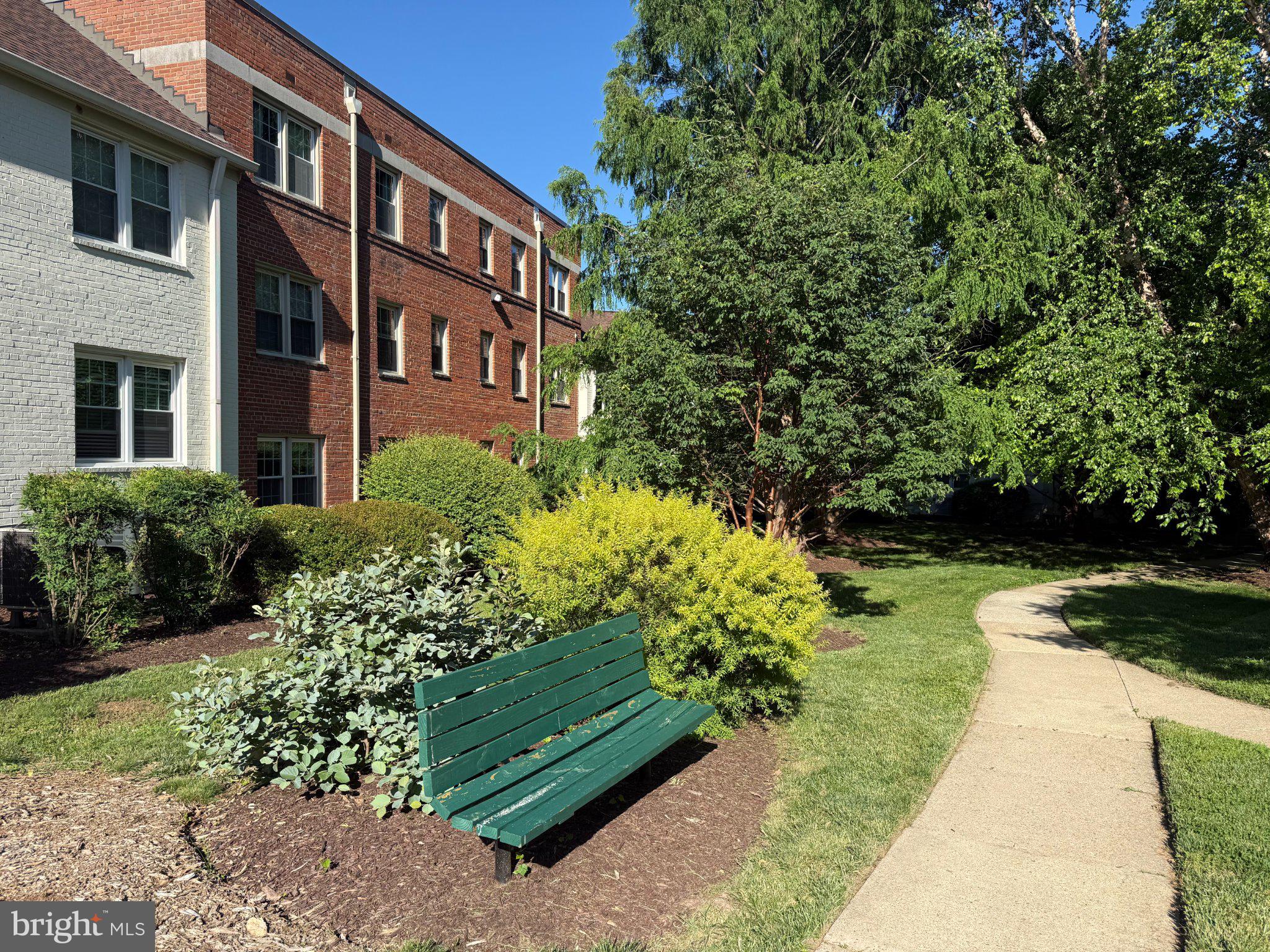ROCK CREEK COMMONS - Residential