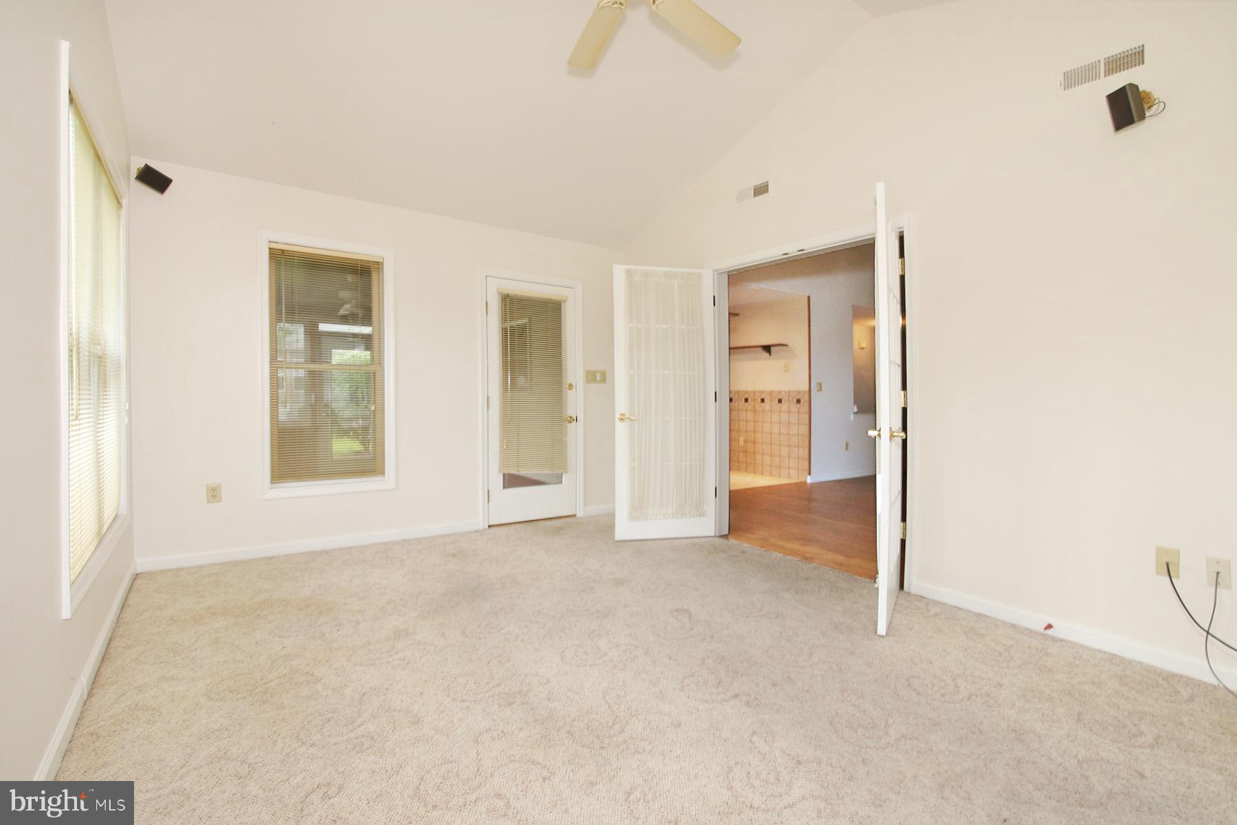 ARBOR GATE - Residential