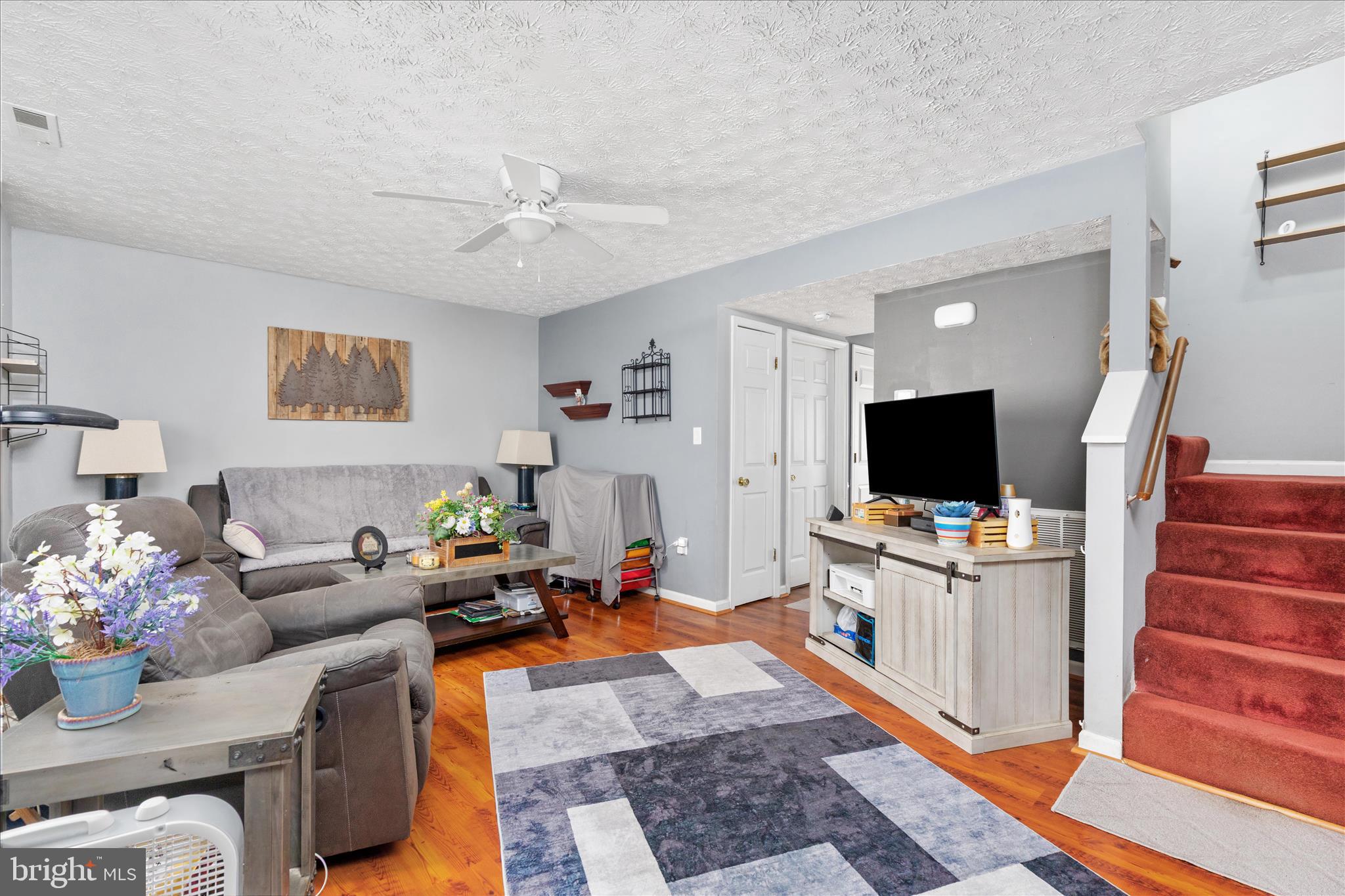 MUSSELMAN SQUARE - Residential