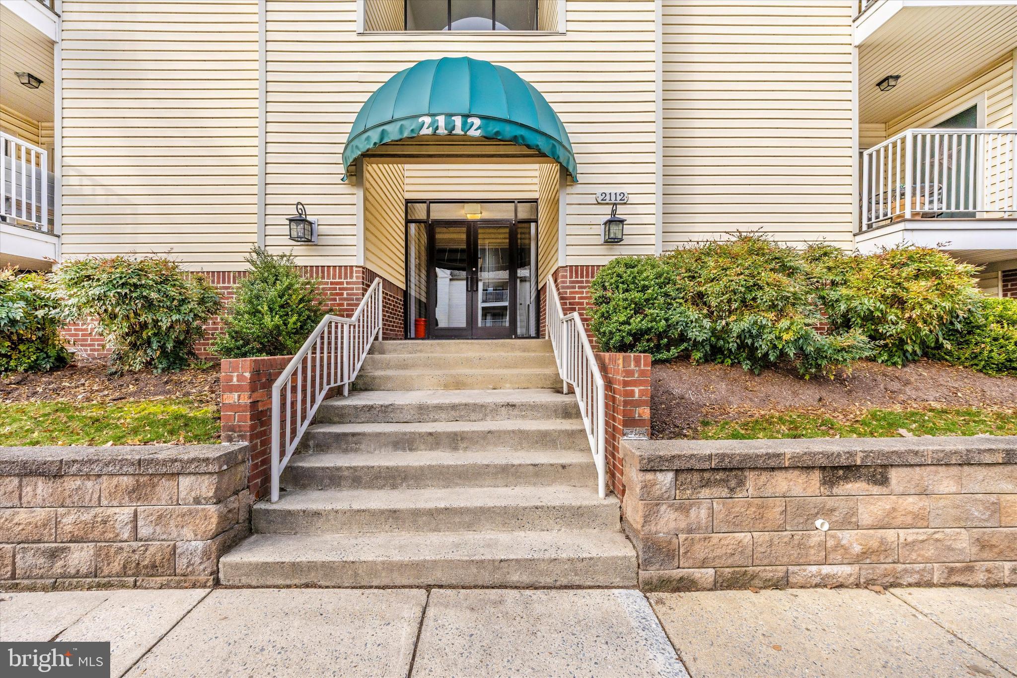 AVONDALE CONDOMINIUM - Residential