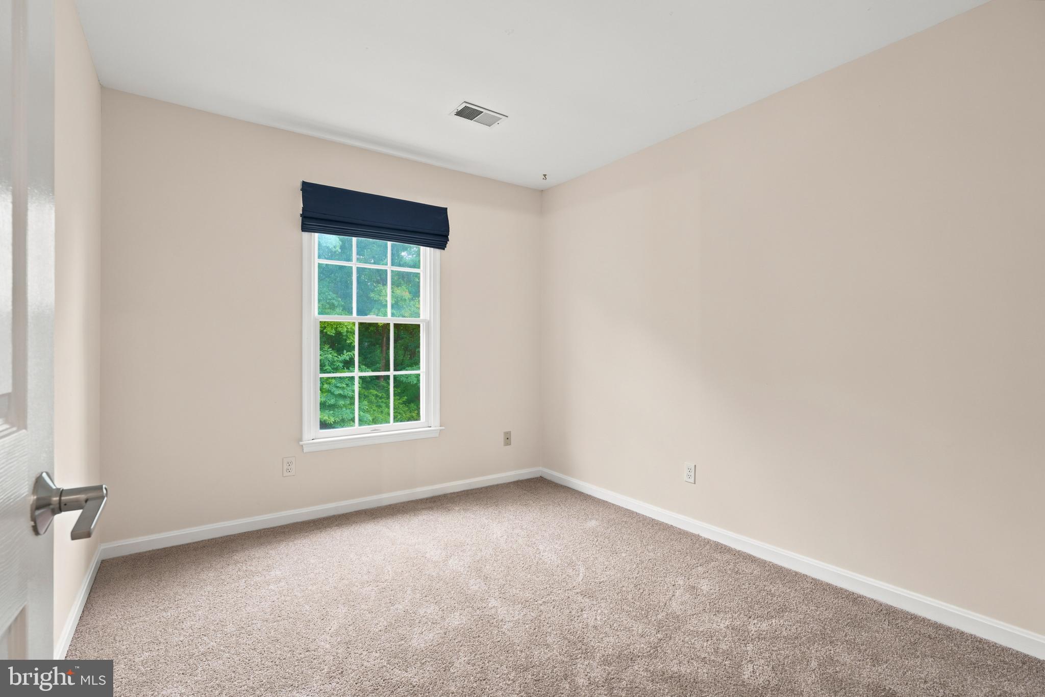 HUNTERS RUN - Residential