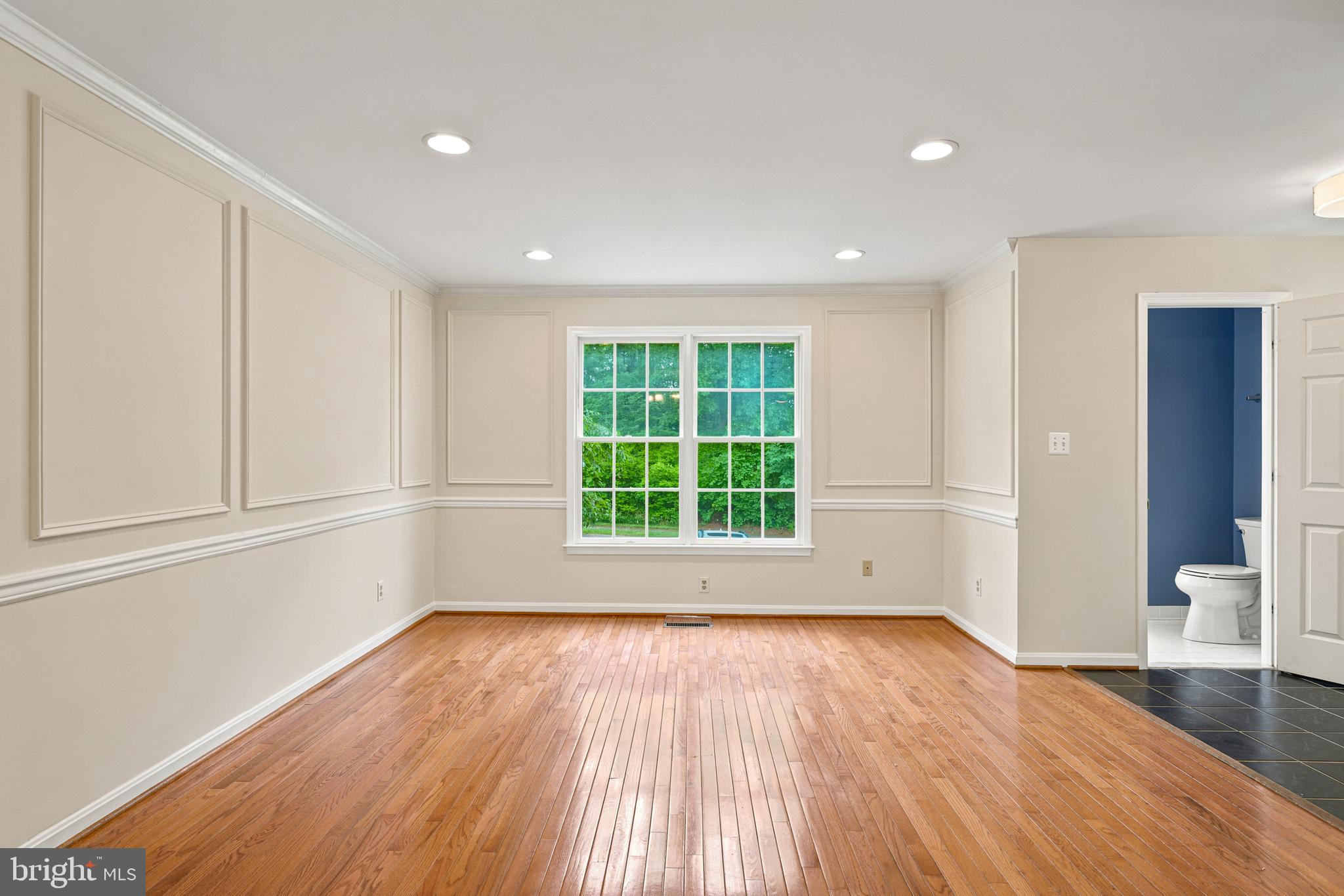 HUNTERS RUN - Residential