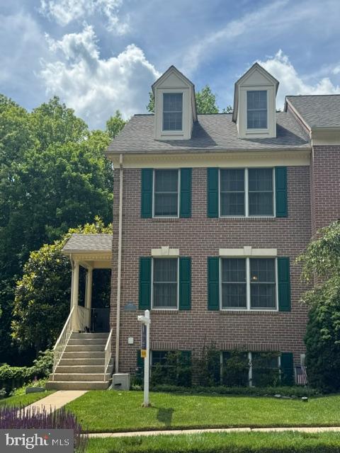 HUNTERS RUN - Residential