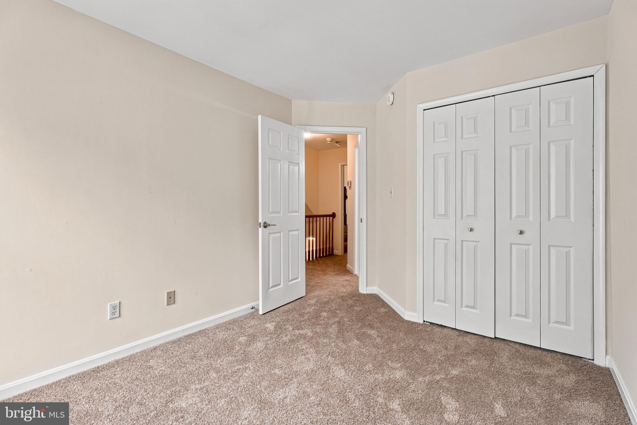 HUNTERS RUN - Residential