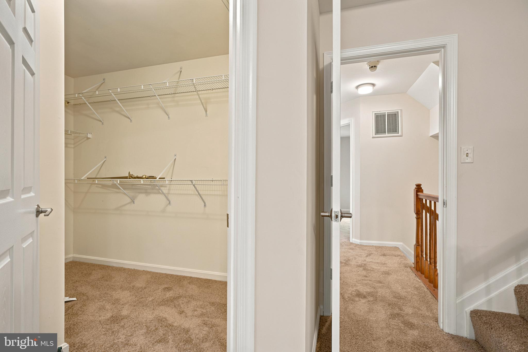 HUNTERS RUN - Residential