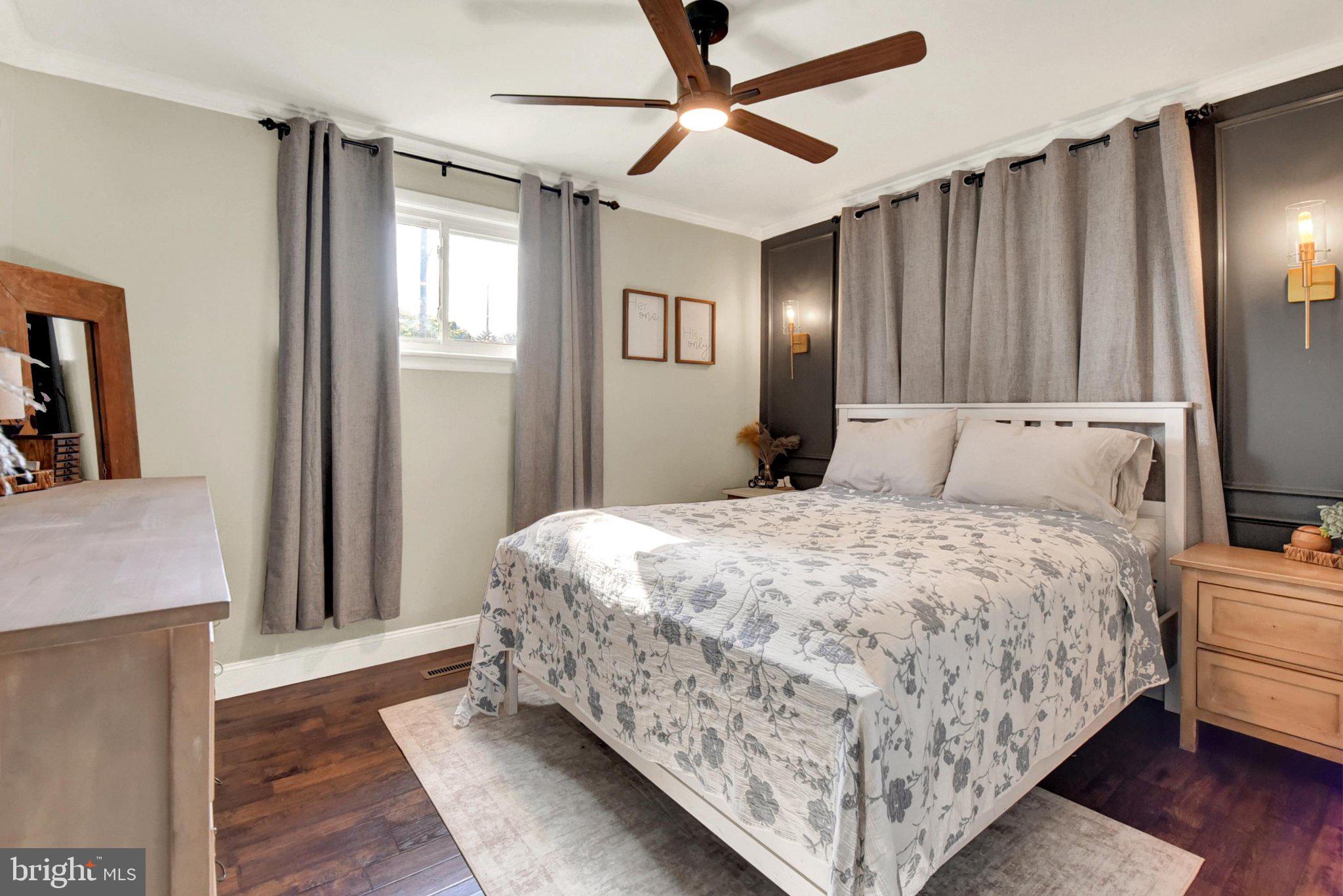 DELBROOK MANOR - Residential