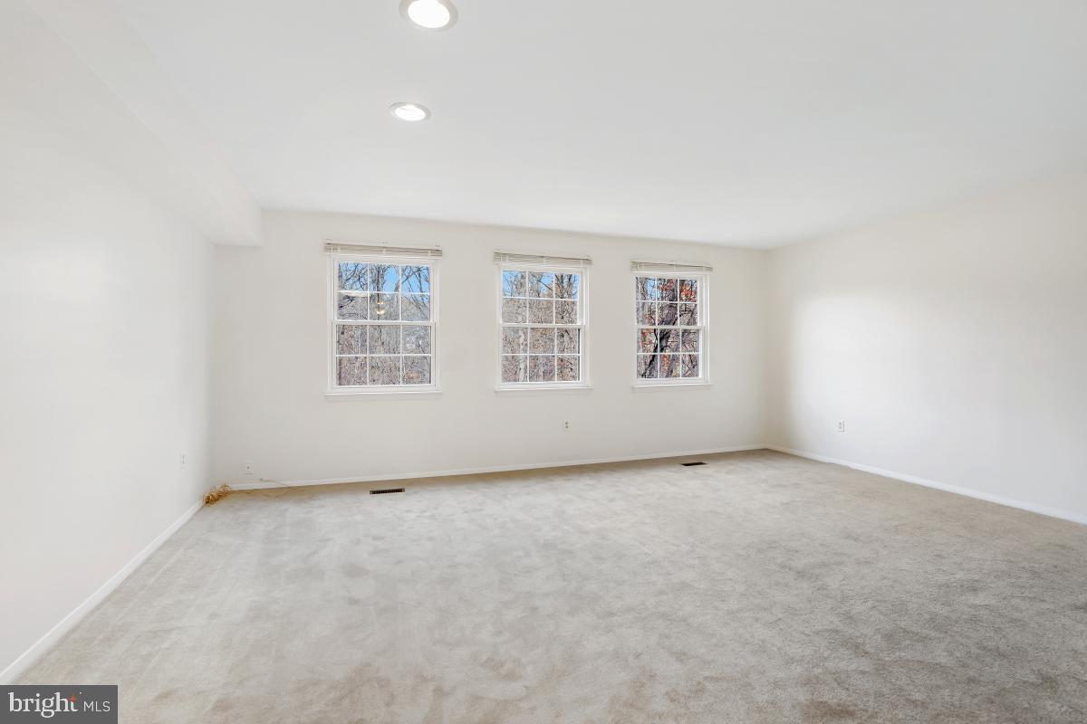 DREXEL WOODS - Residential Lease