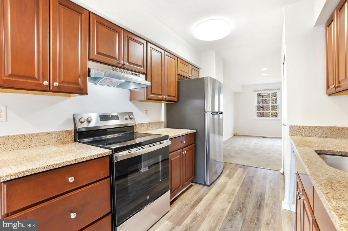 DREXEL WOODS - Residential Lease