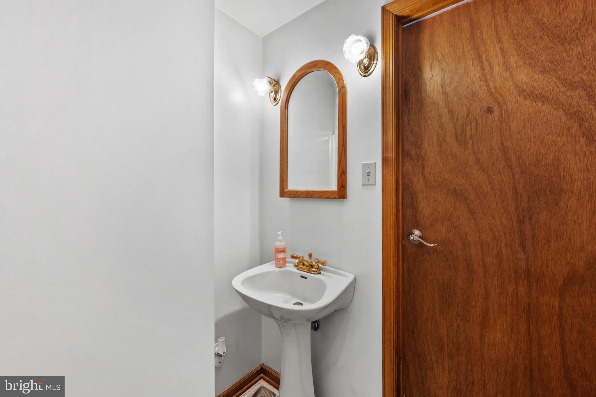 MARBLE HILL - Residential