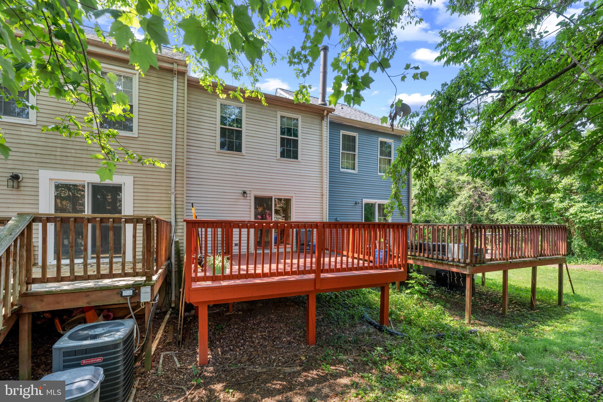 MARBLE HILL - Residential