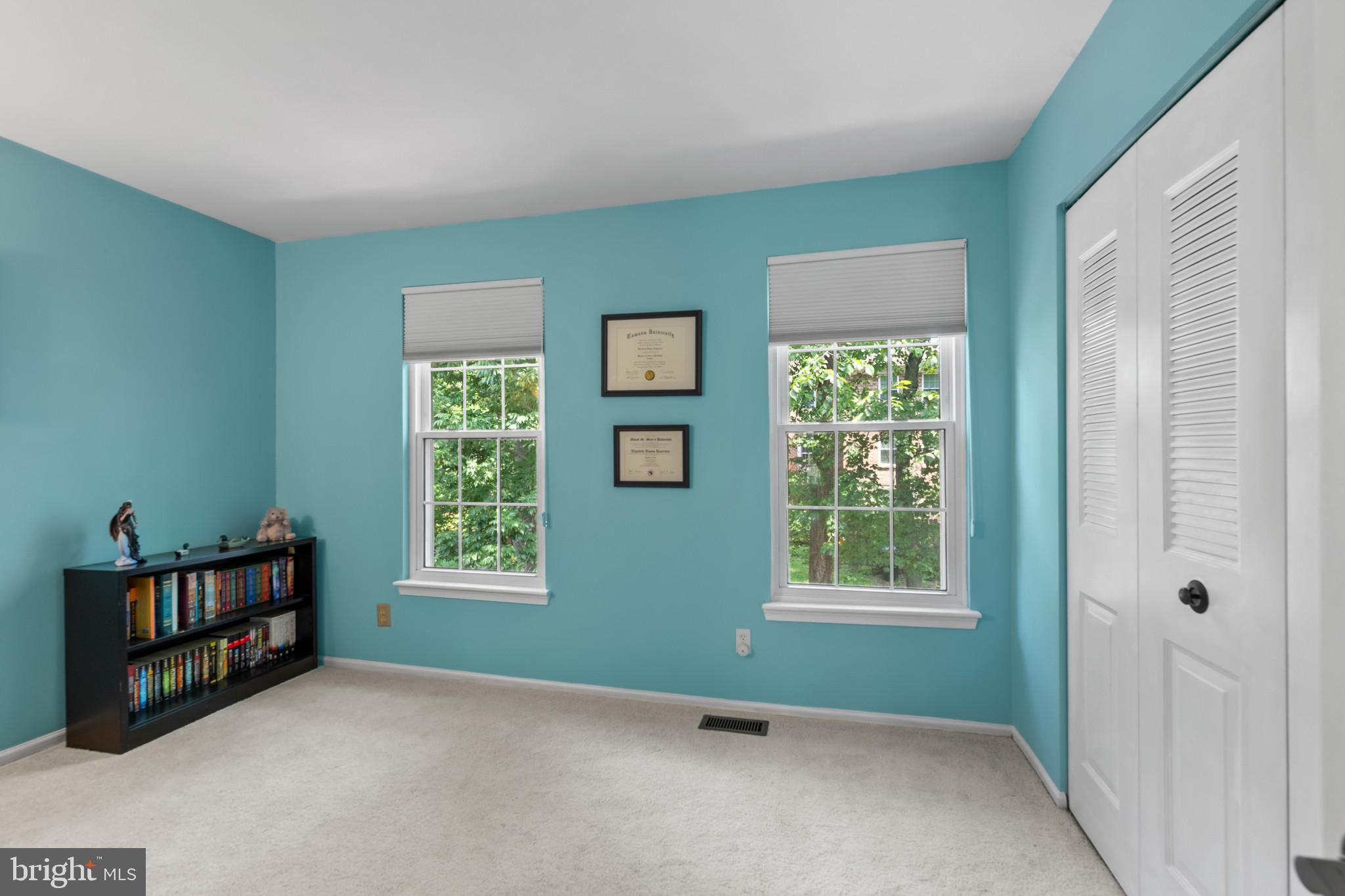 MARBLE HILL - Residential