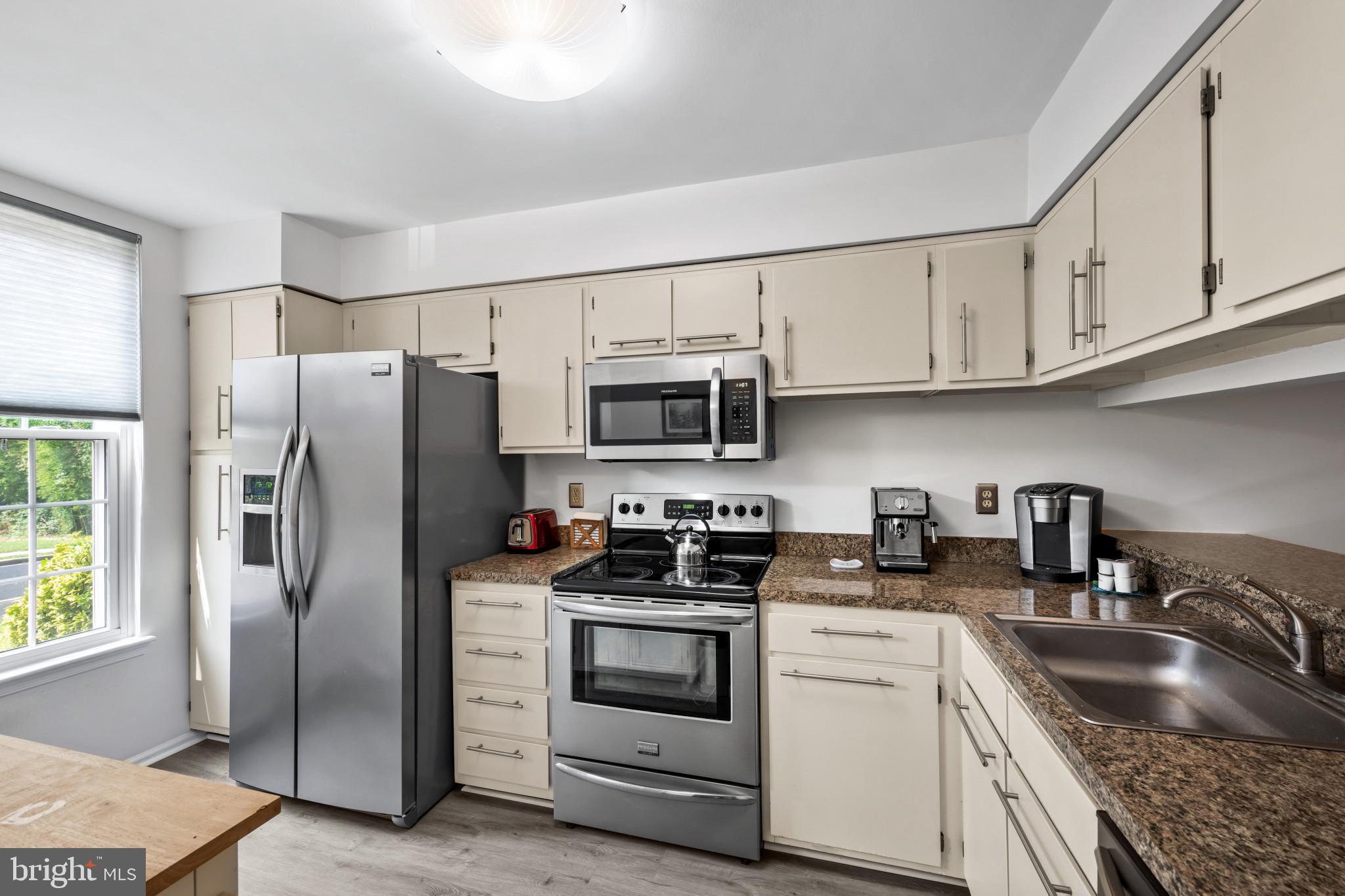 MARBLE HILL - Residential