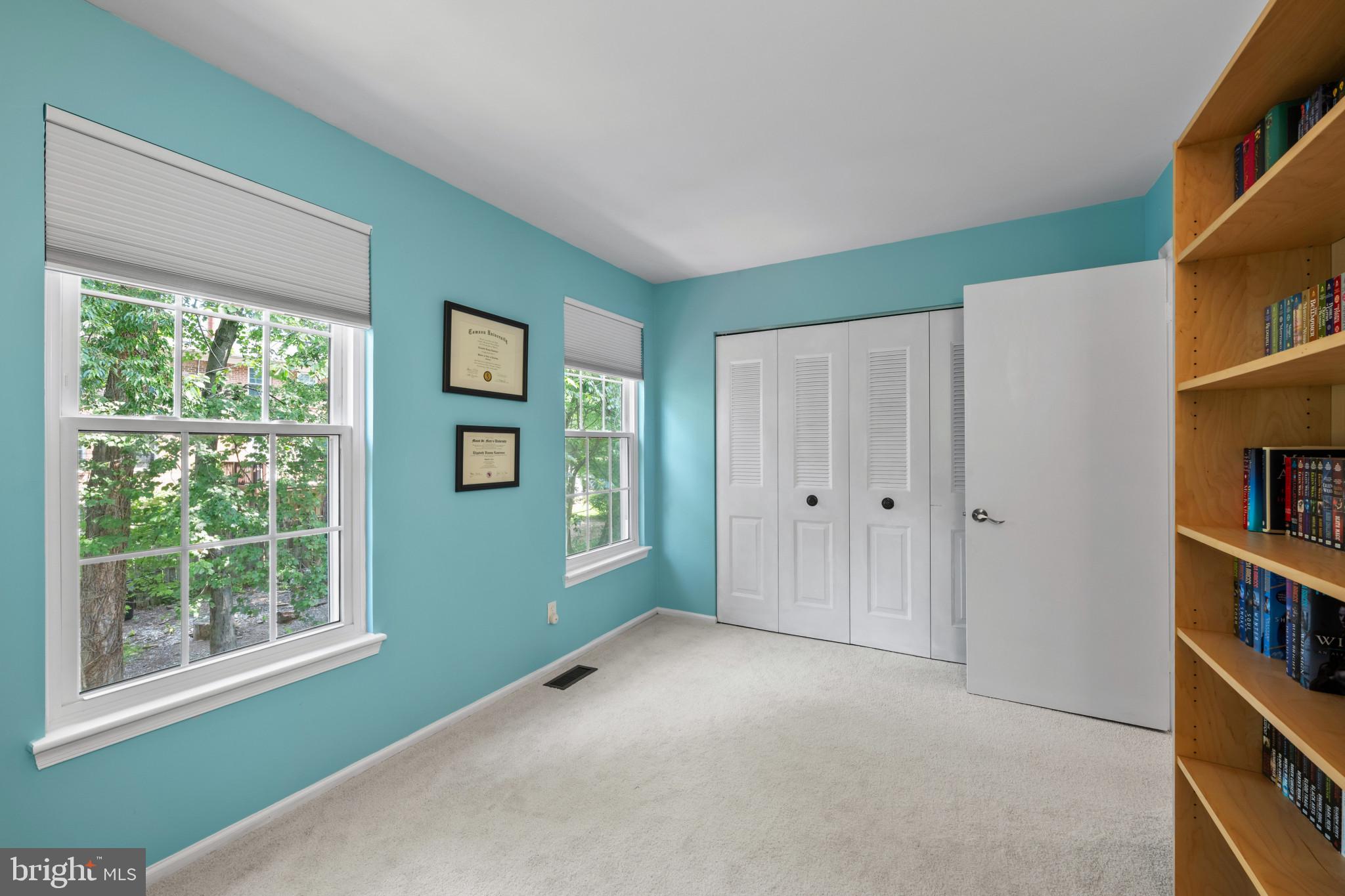 MARBLE HILL - Residential