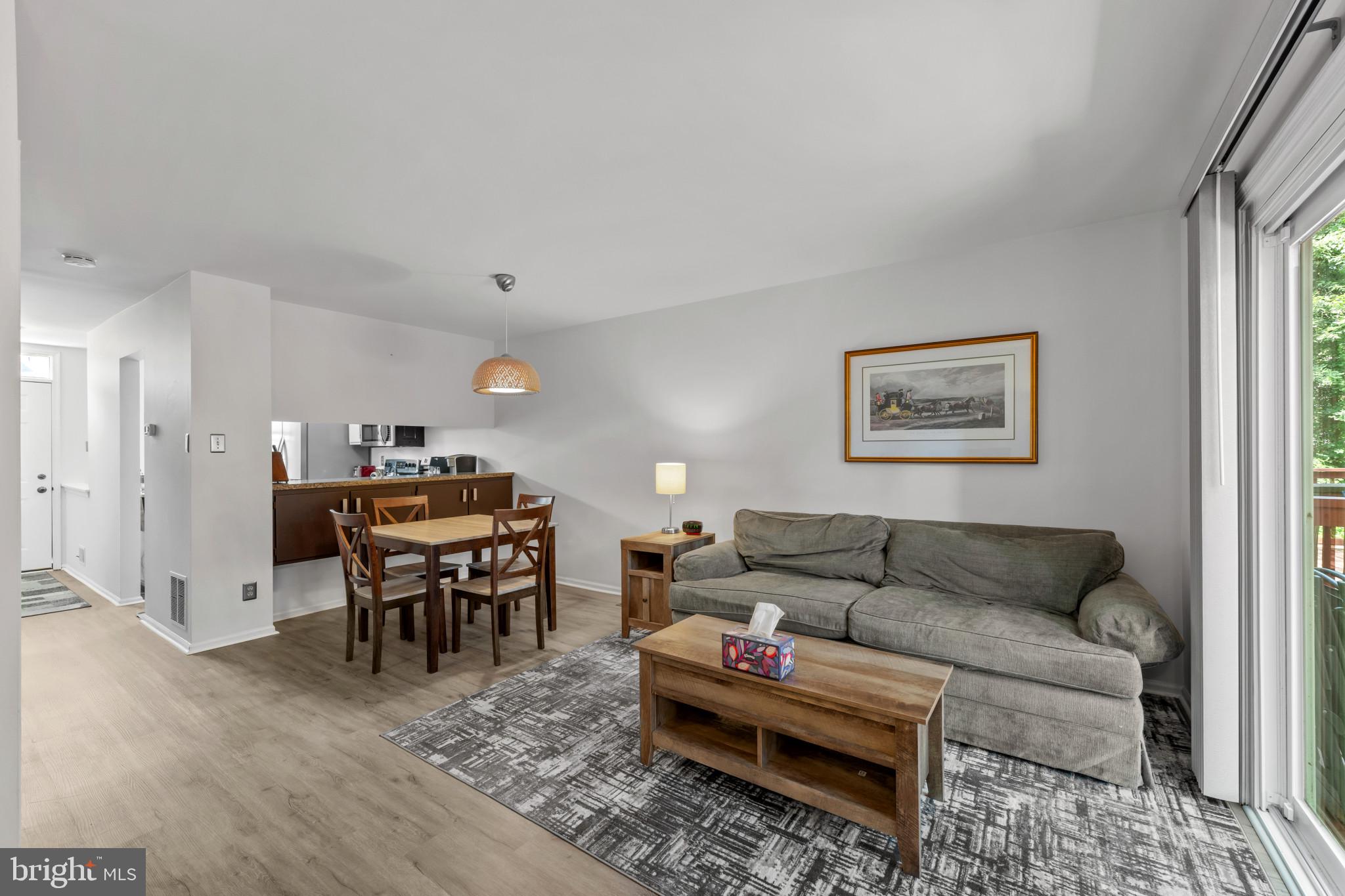 MARBLE HILL - Residential