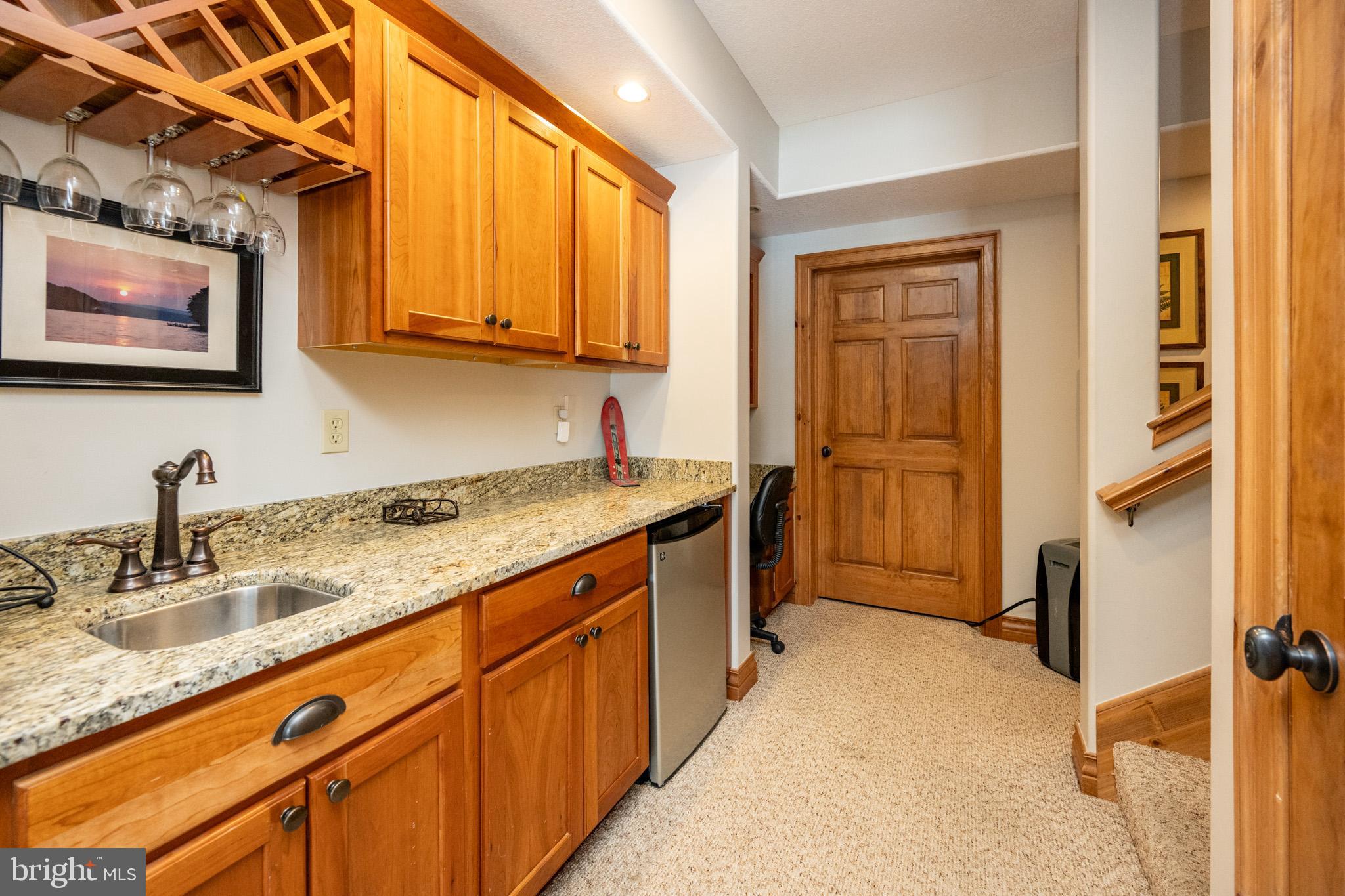 WALTONS LANDING - Residential