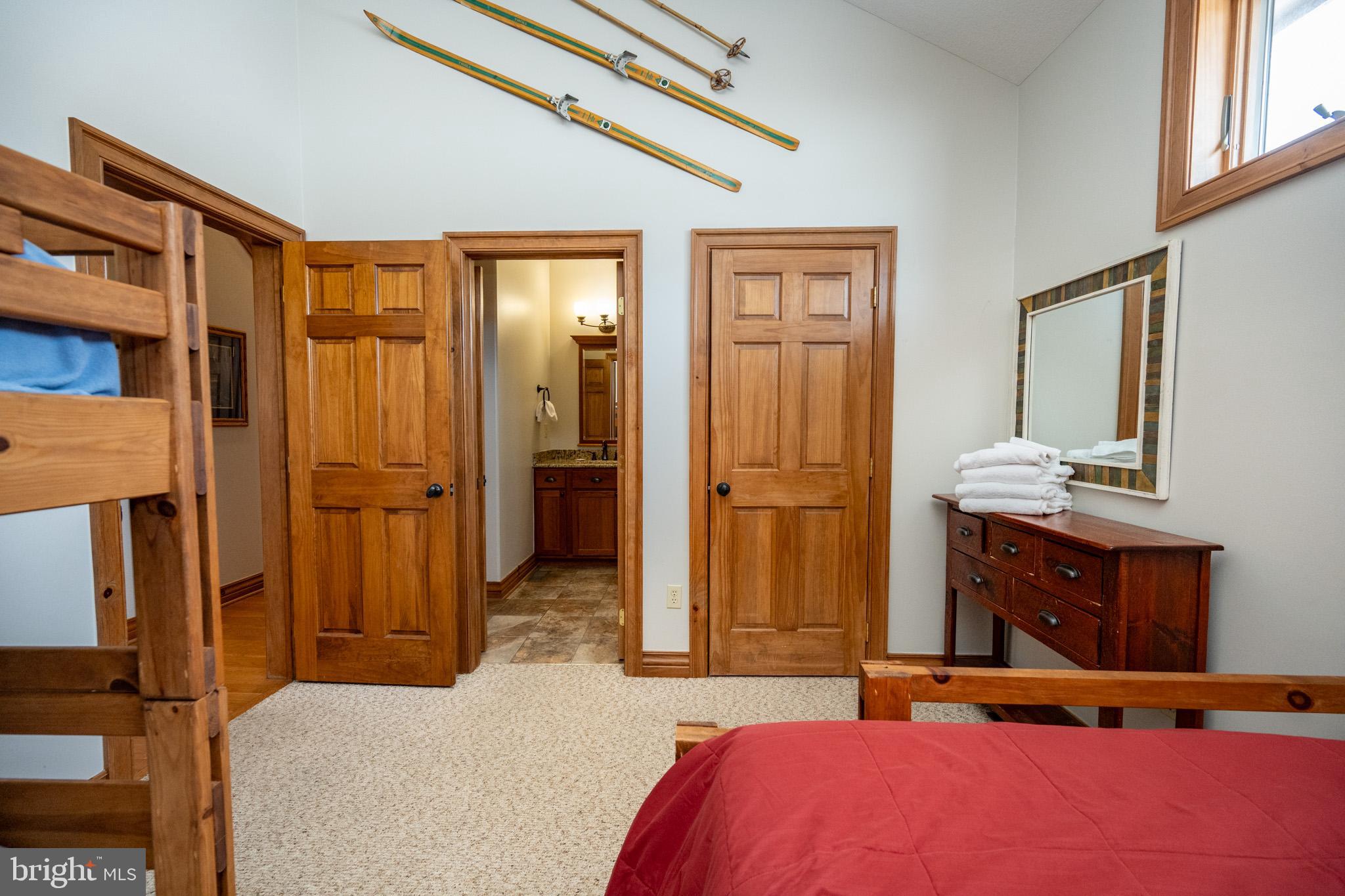 WALTONS LANDING - Residential