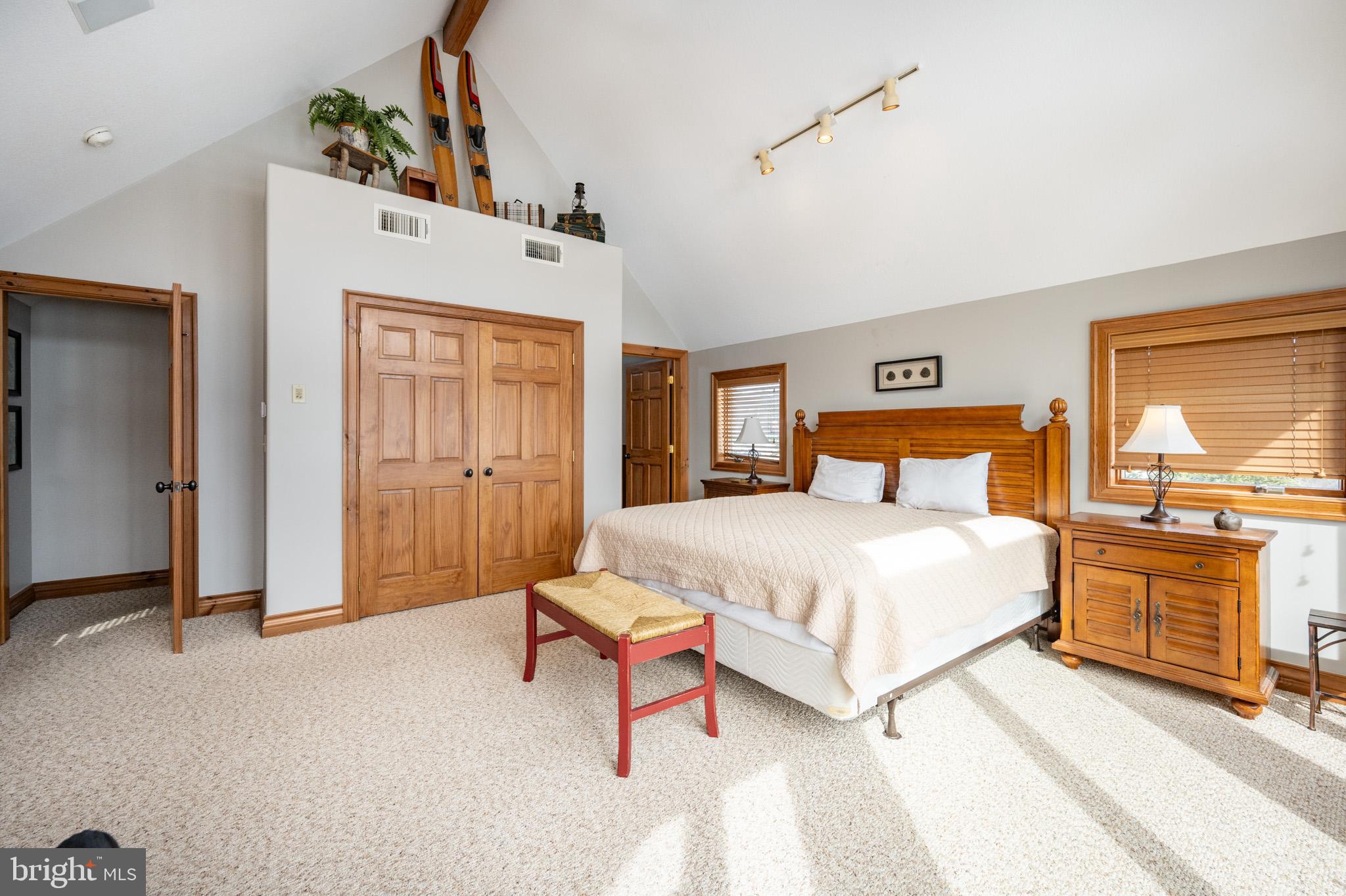 WALTONS LANDING - Residential
