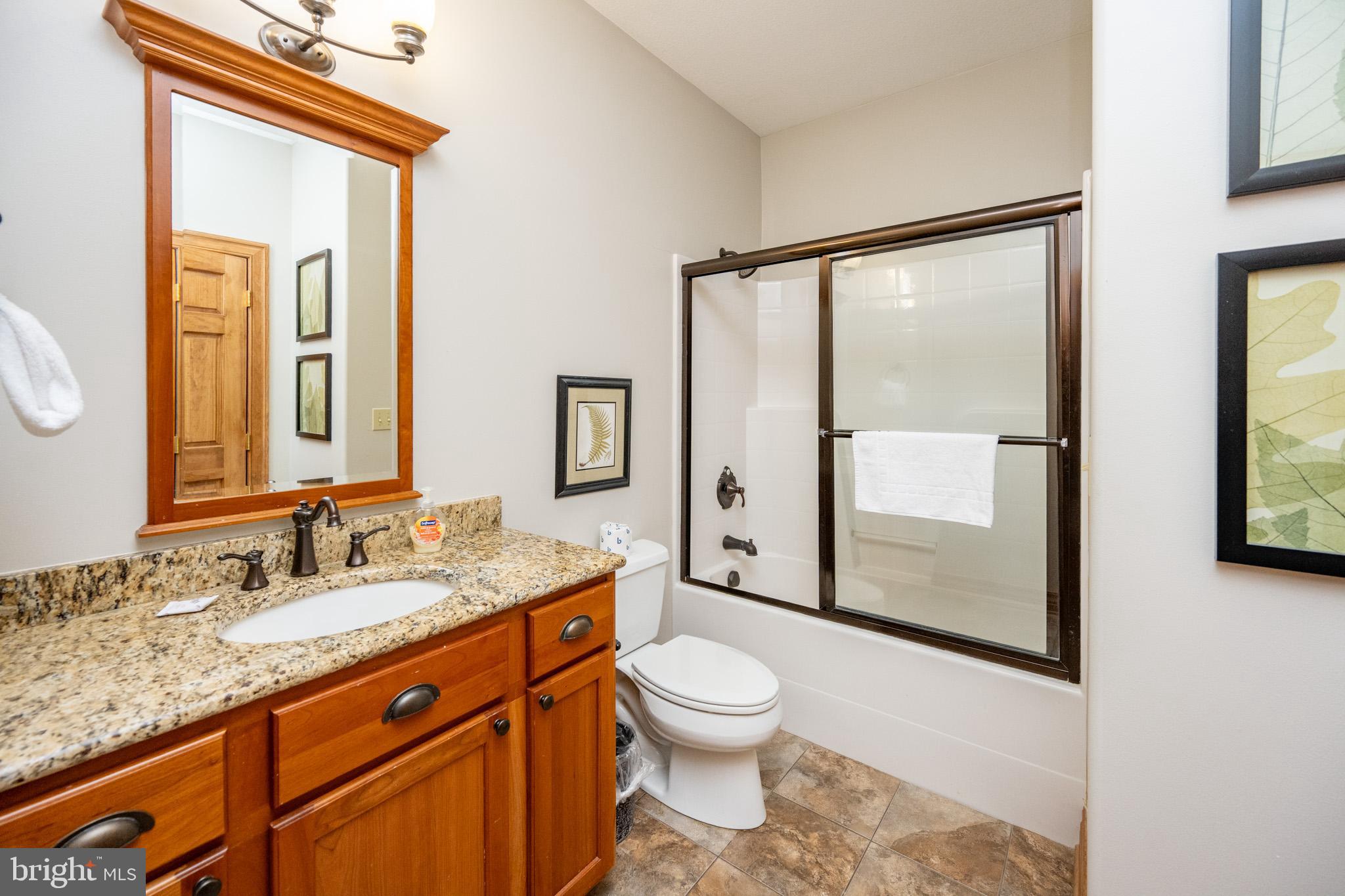 WALTONS LANDING - Residential