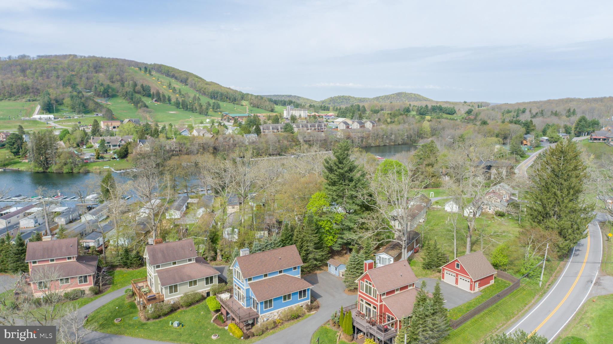 WALTONS LANDING - Residential