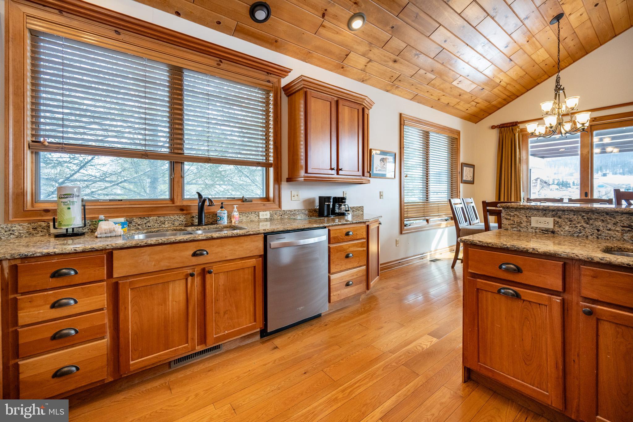 WALTONS LANDING - Residential