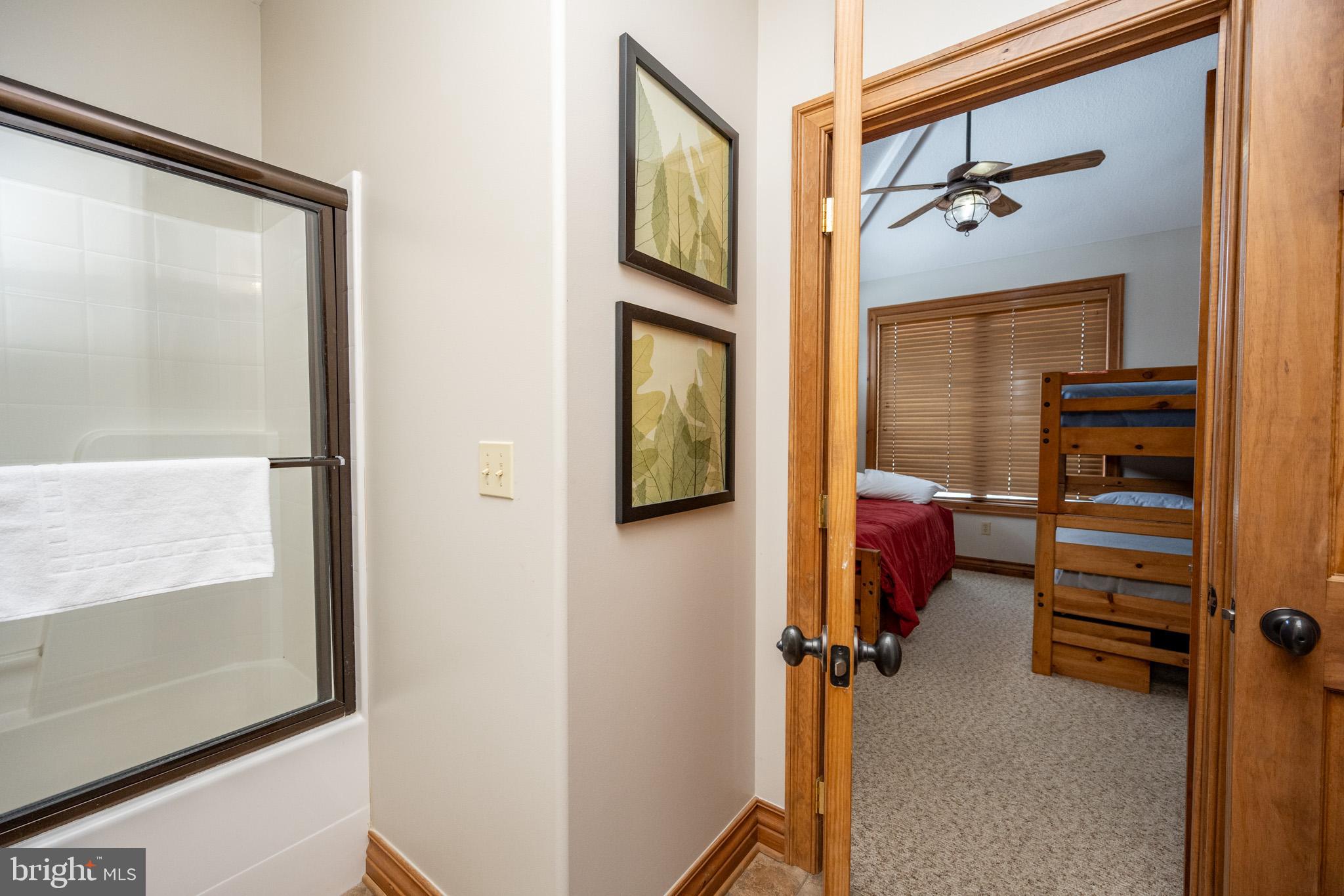 WALTONS LANDING - Residential