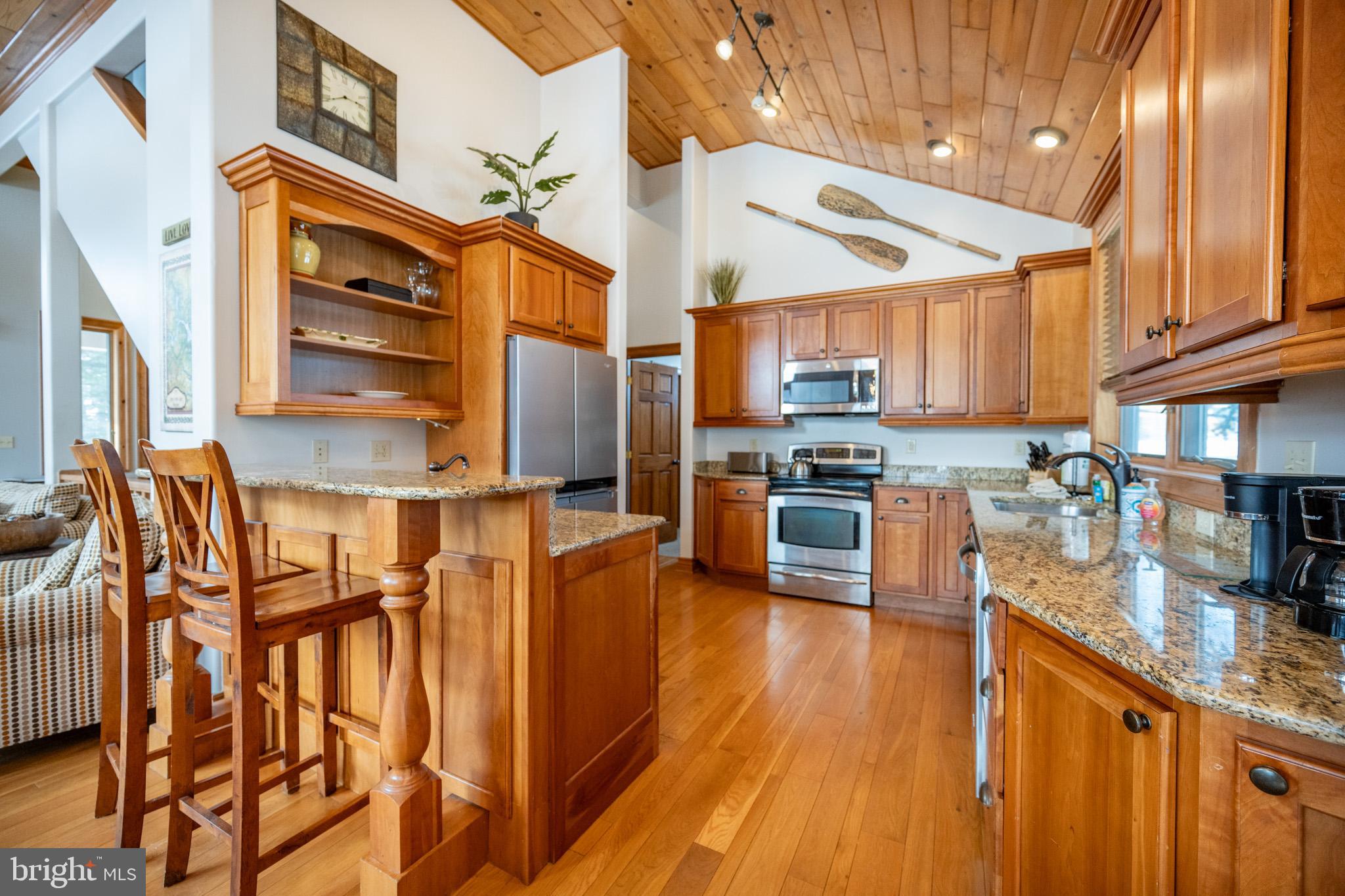 WALTONS LANDING - Residential