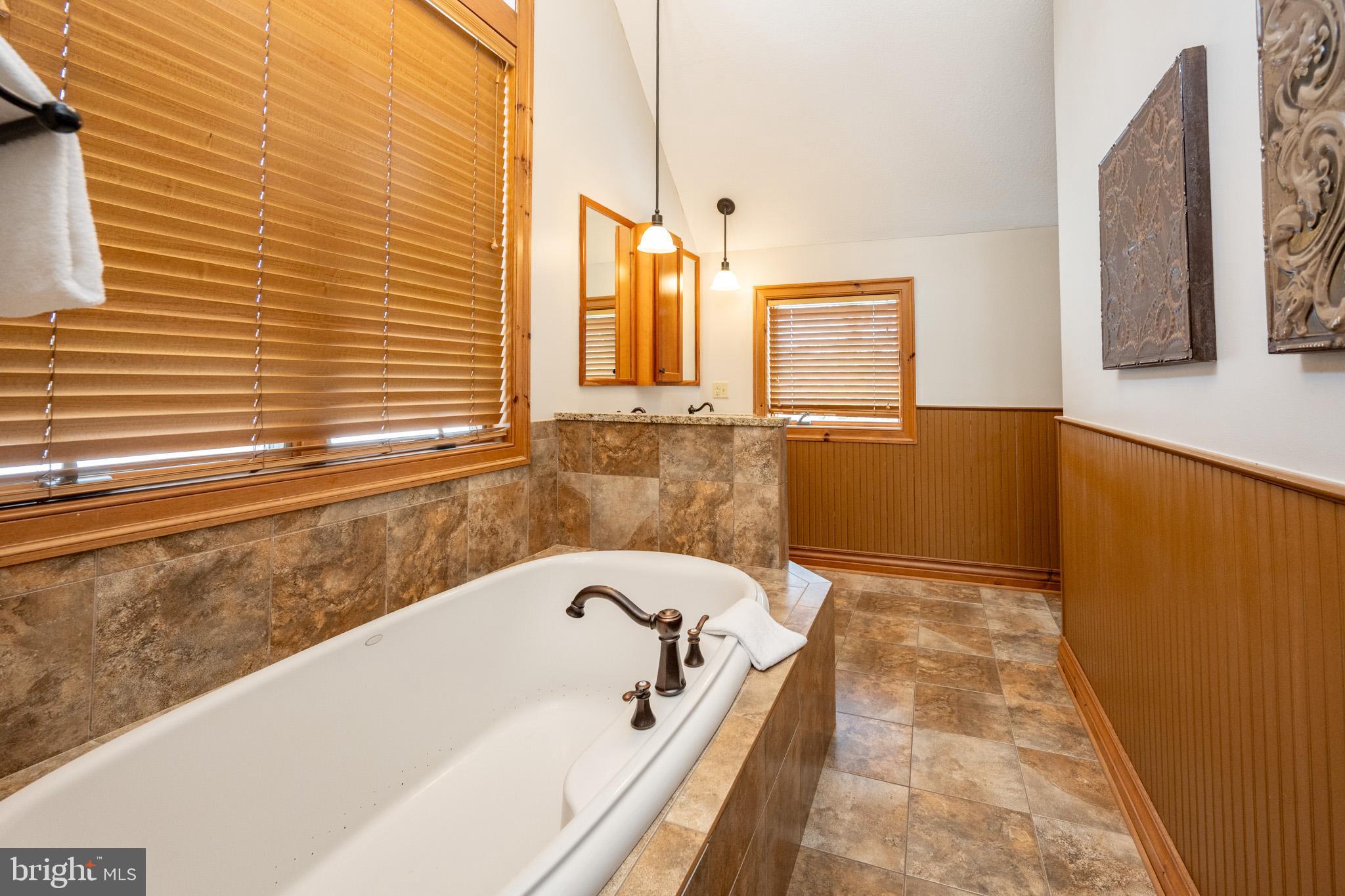 WALTONS LANDING - Residential
