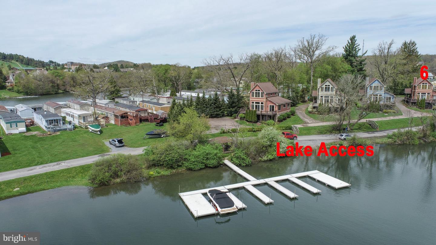 WALTONS LANDING - Residential