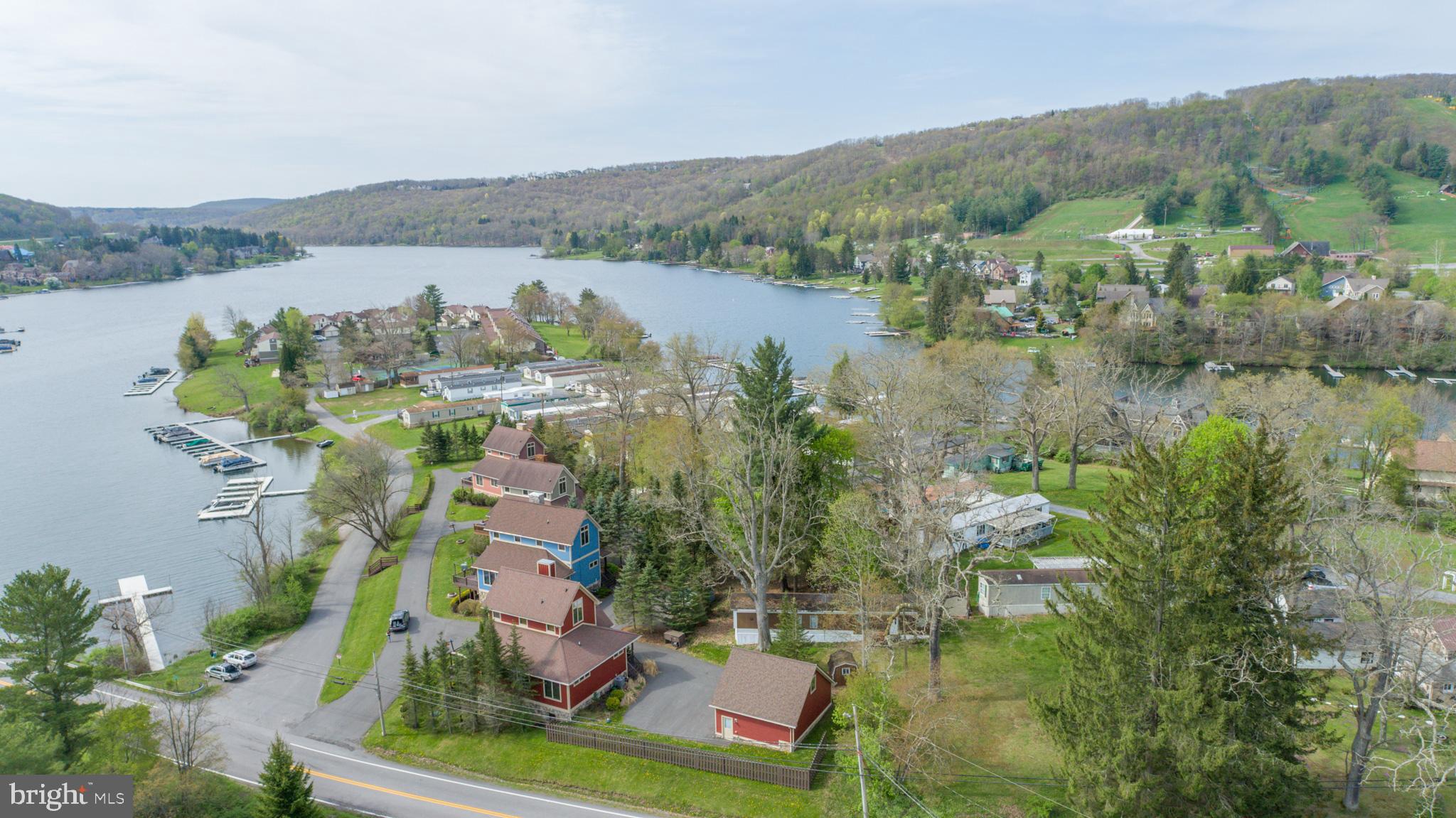 WALTONS LANDING - Residential