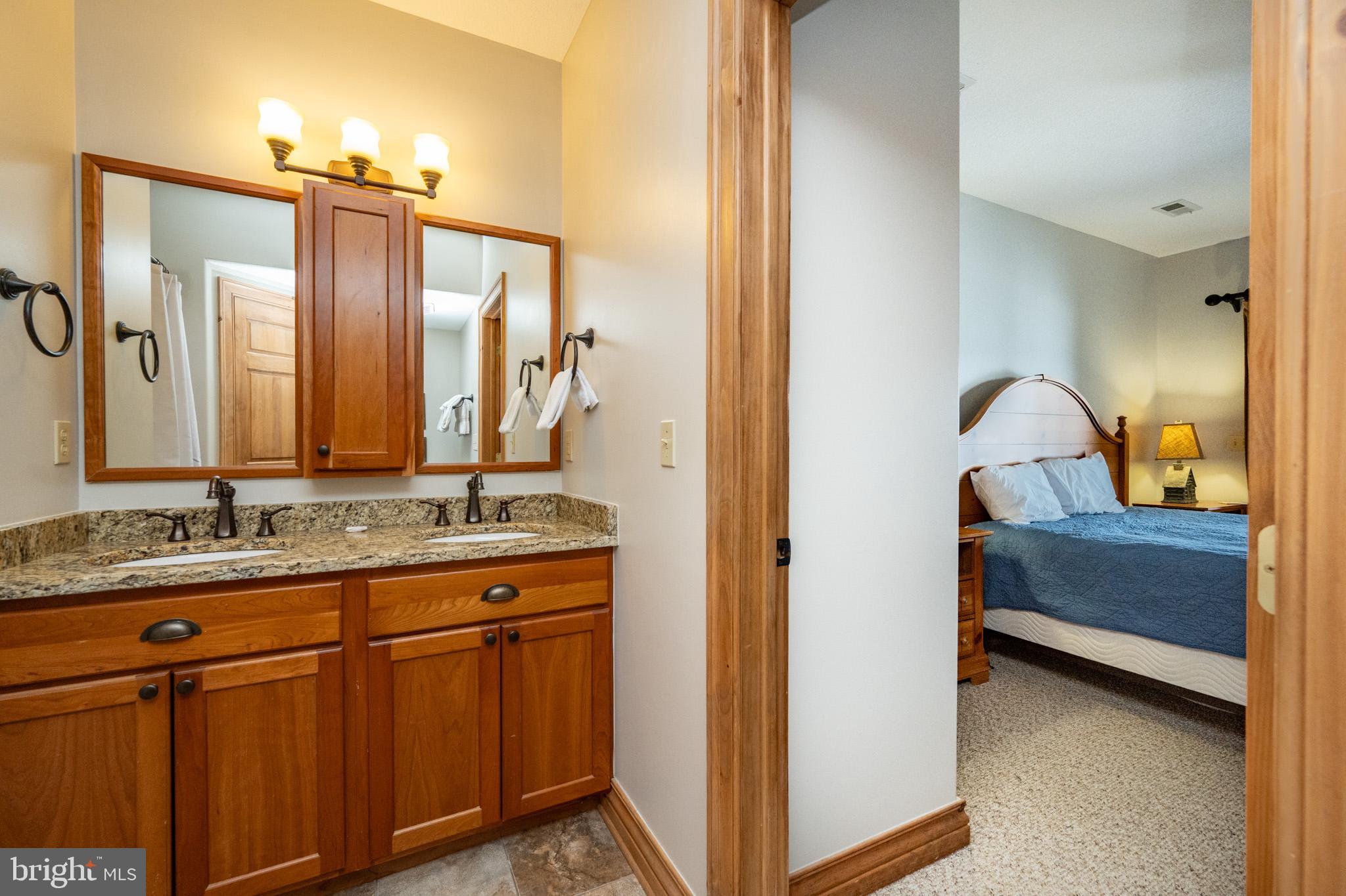 WALTONS LANDING - Residential