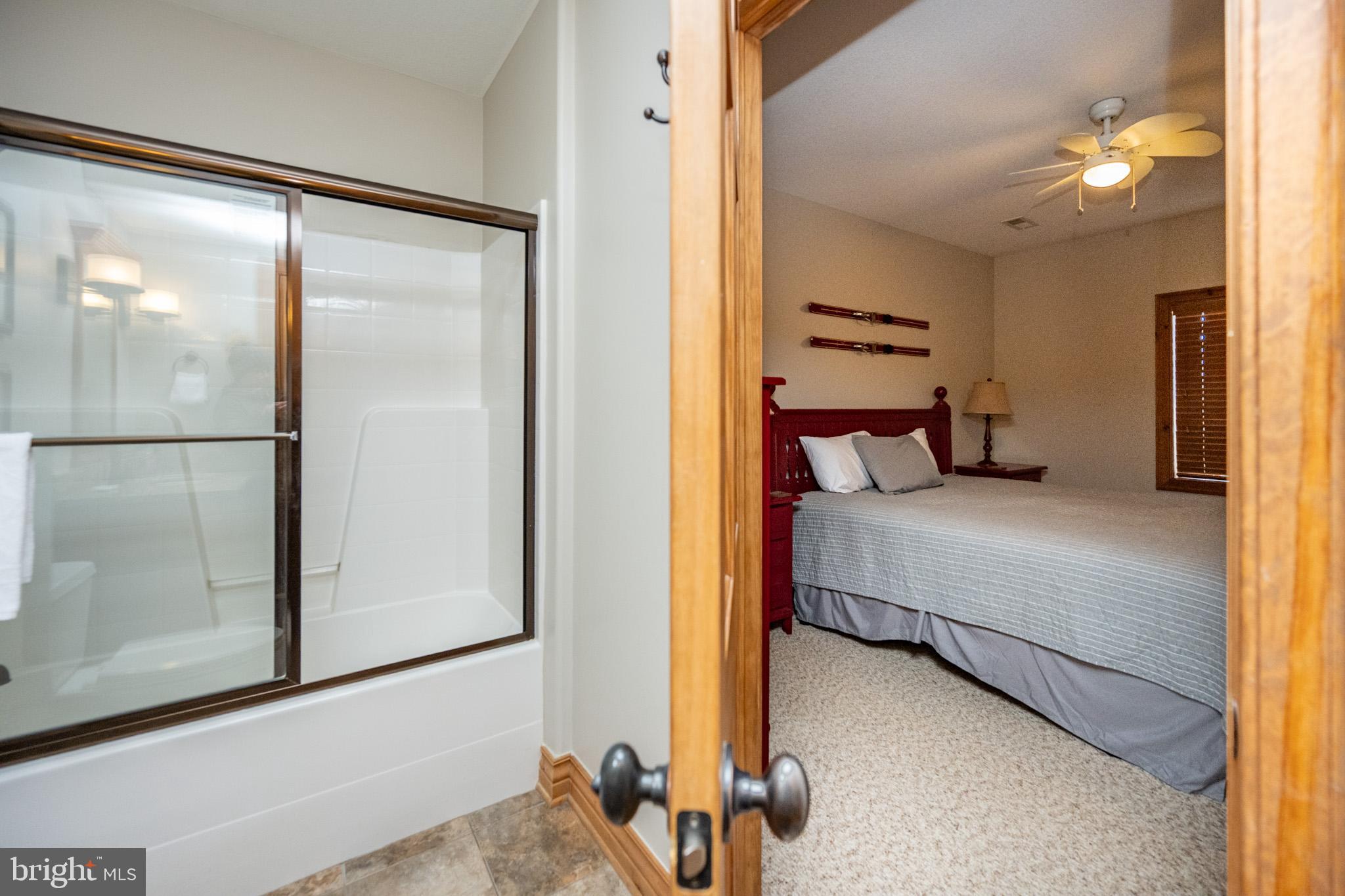 WALTONS LANDING - Residential