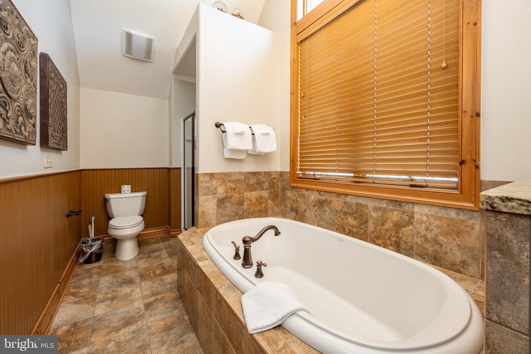 WALTONS LANDING - Residential