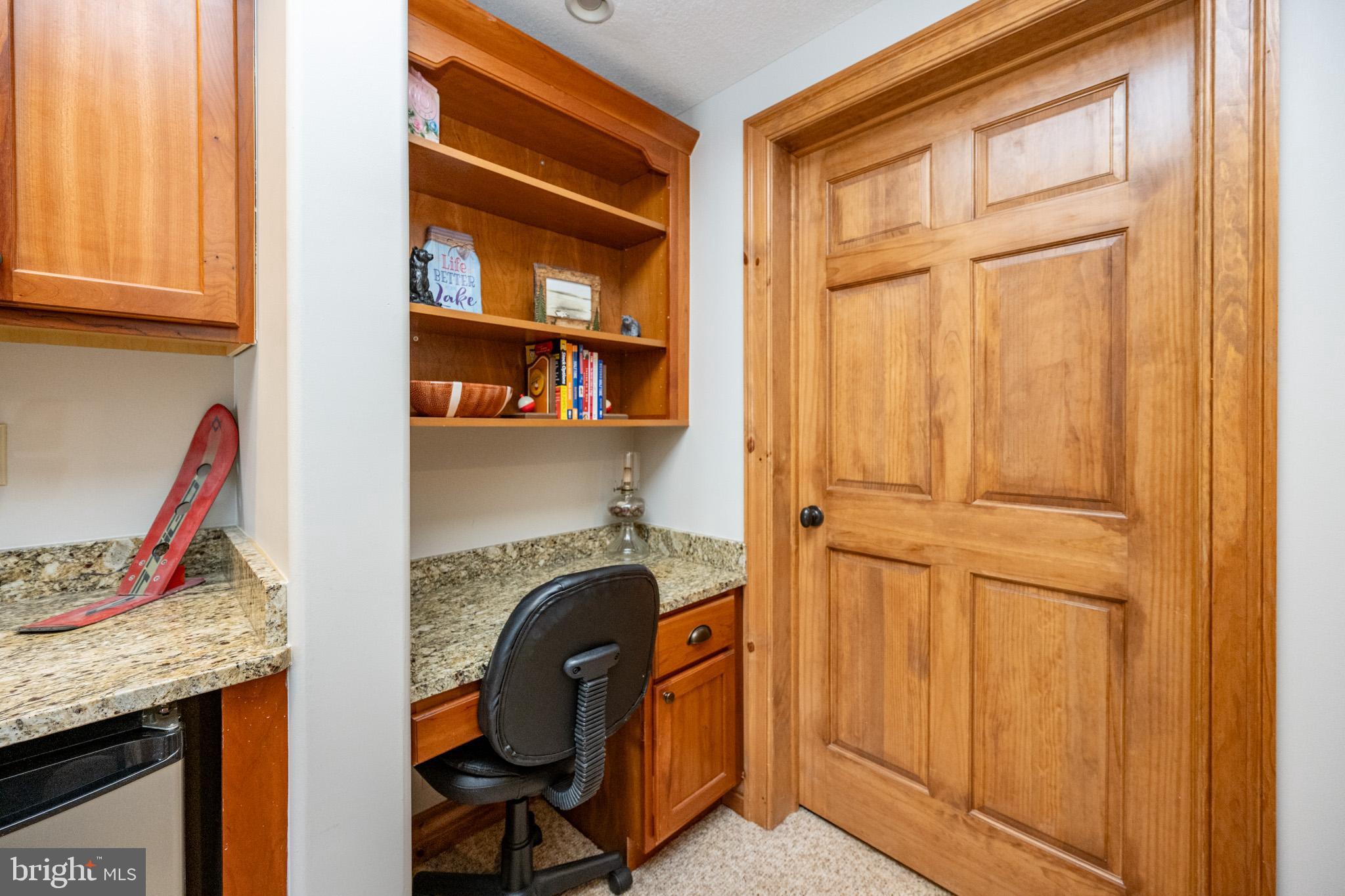 WALTONS LANDING - Residential