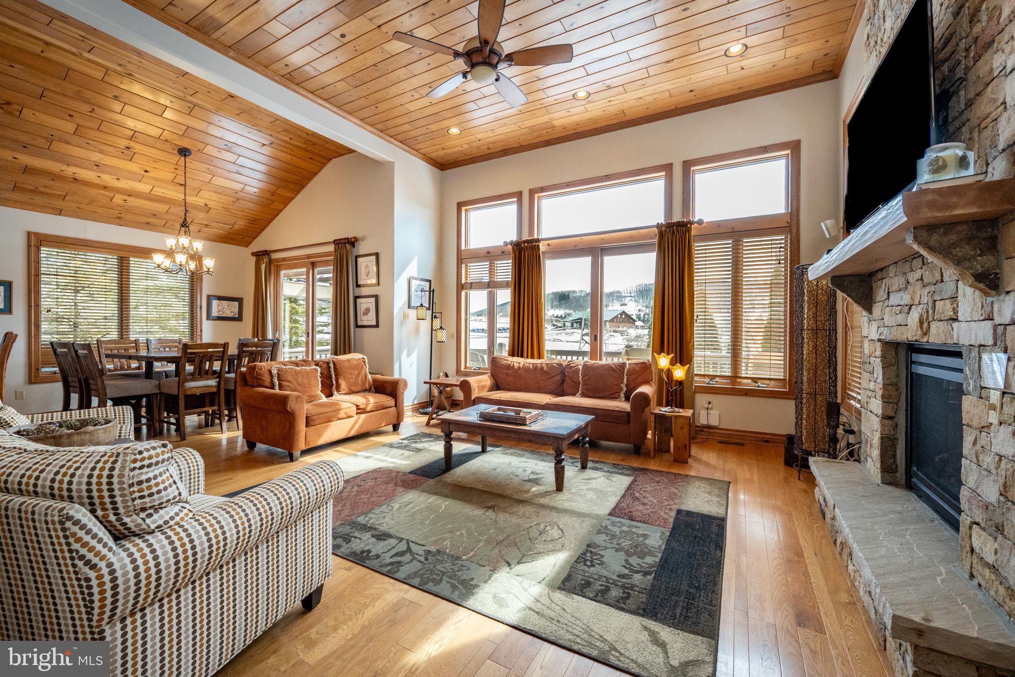 WALTONS LANDING - Residential