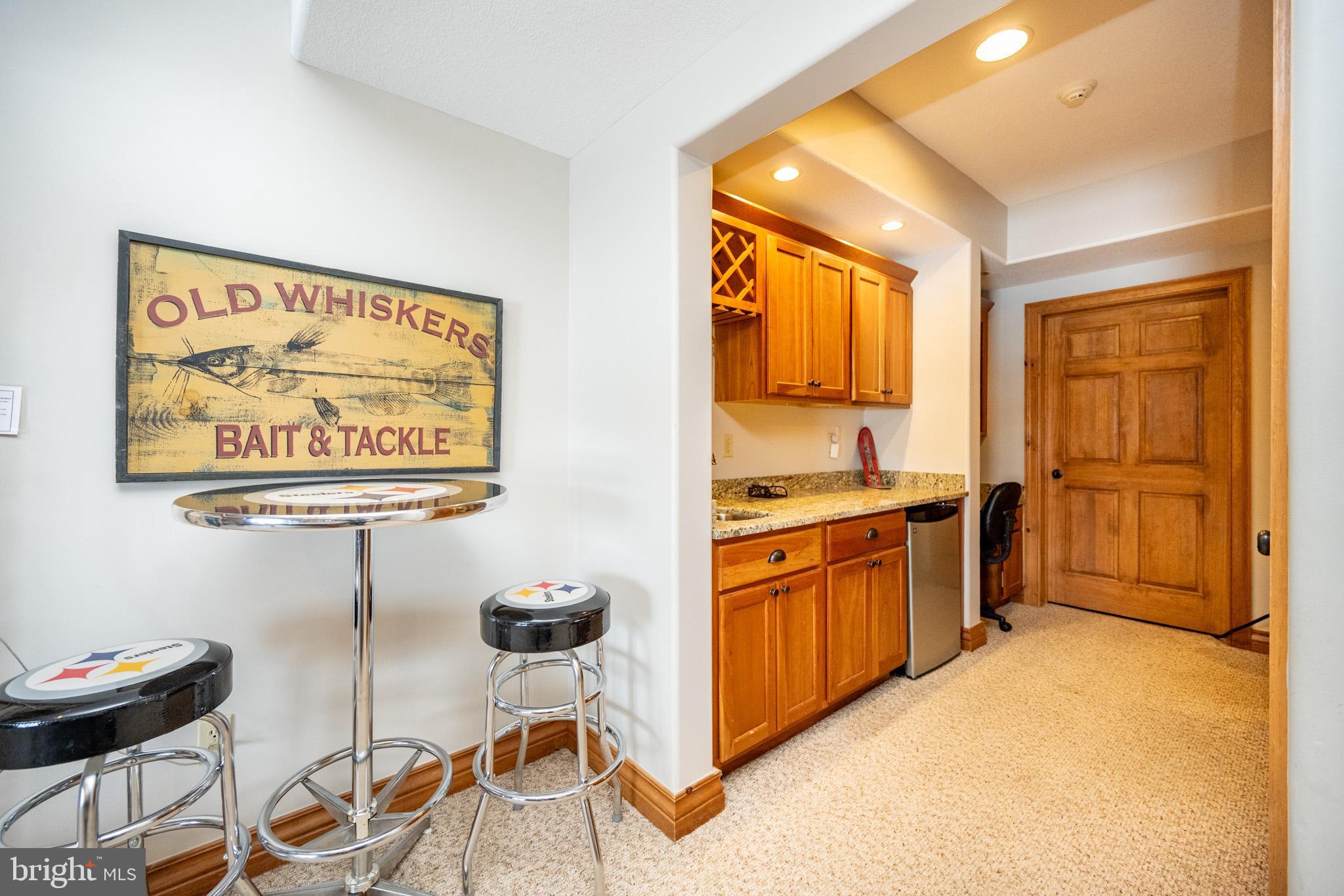 WALTONS LANDING - Residential