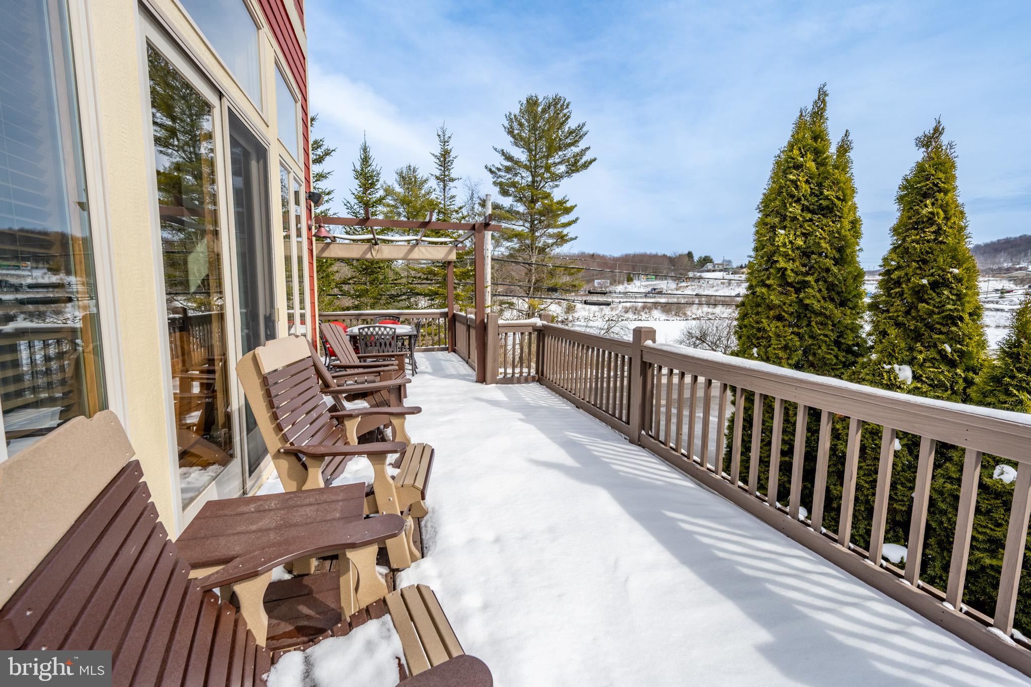 WALTONS LANDING - Residential