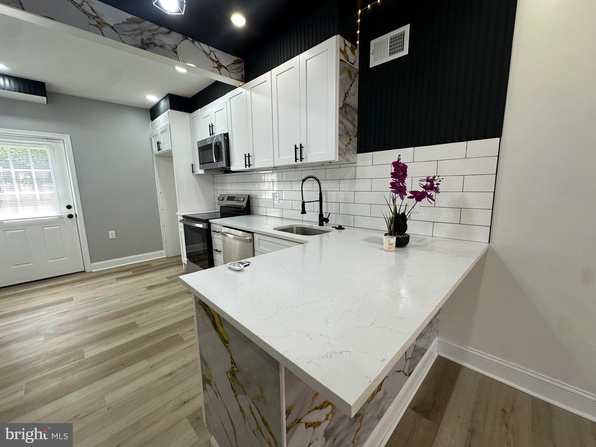 ALLEGHENY WEST - Residential
