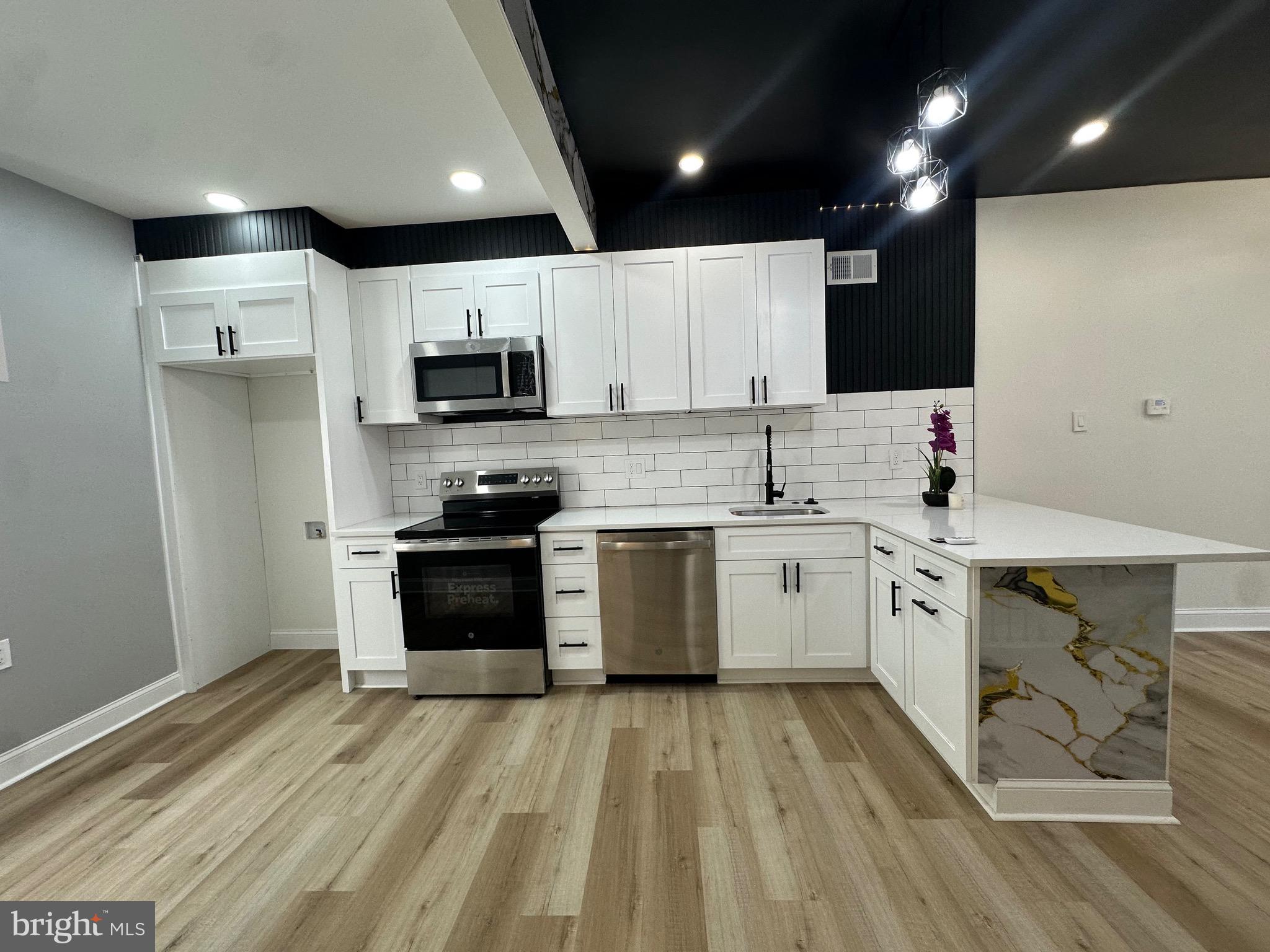 ALLEGHENY WEST - Residential