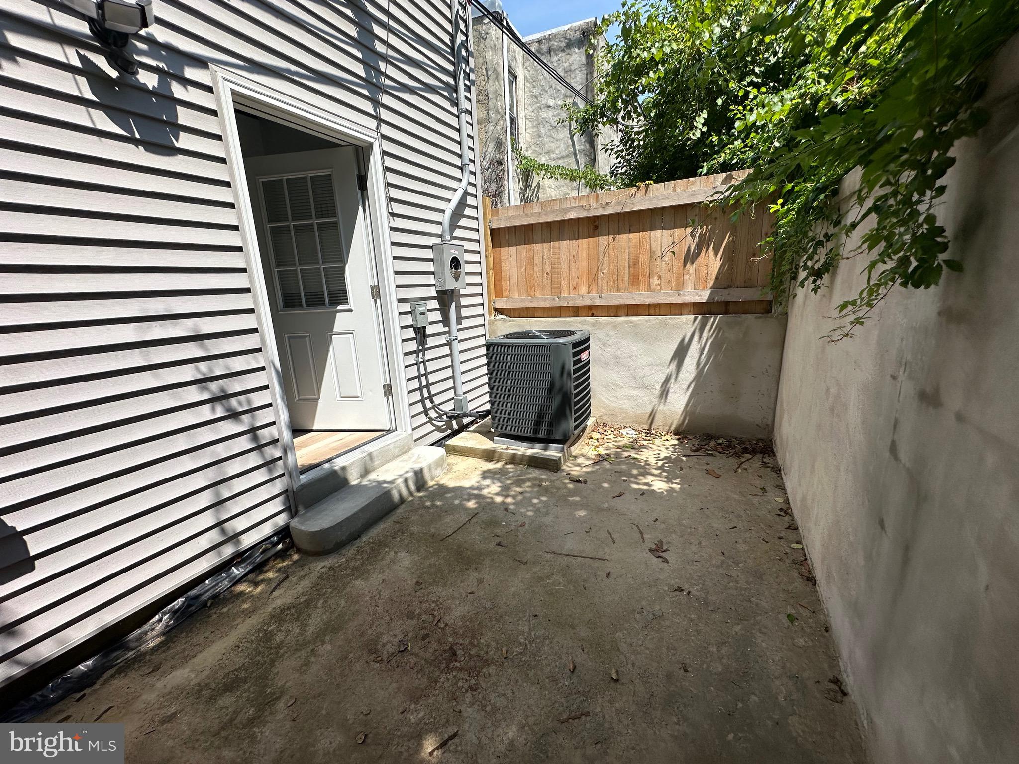 ALLEGHENY WEST - Residential