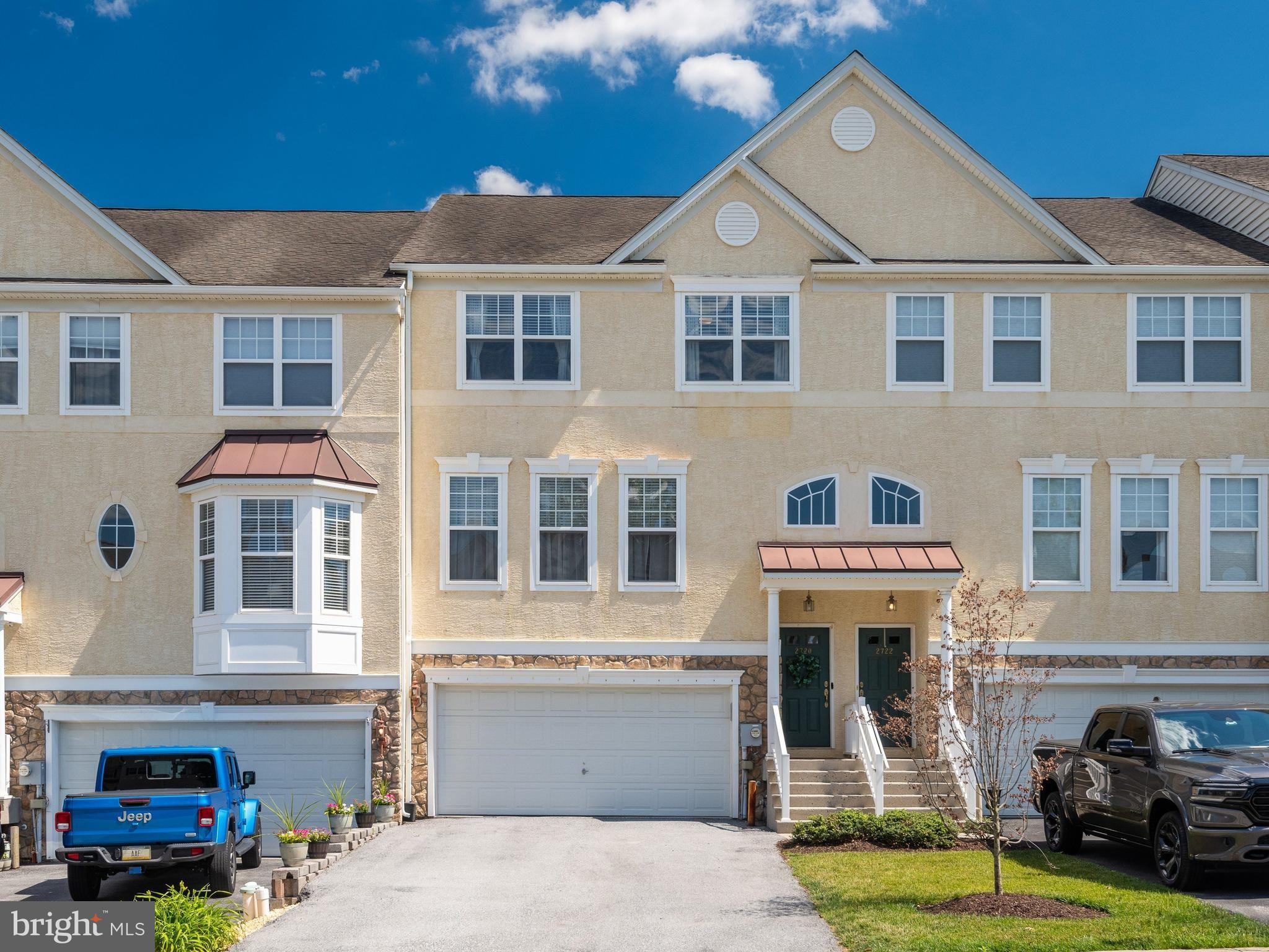 MEWS AT BAILEY STATION - Residential